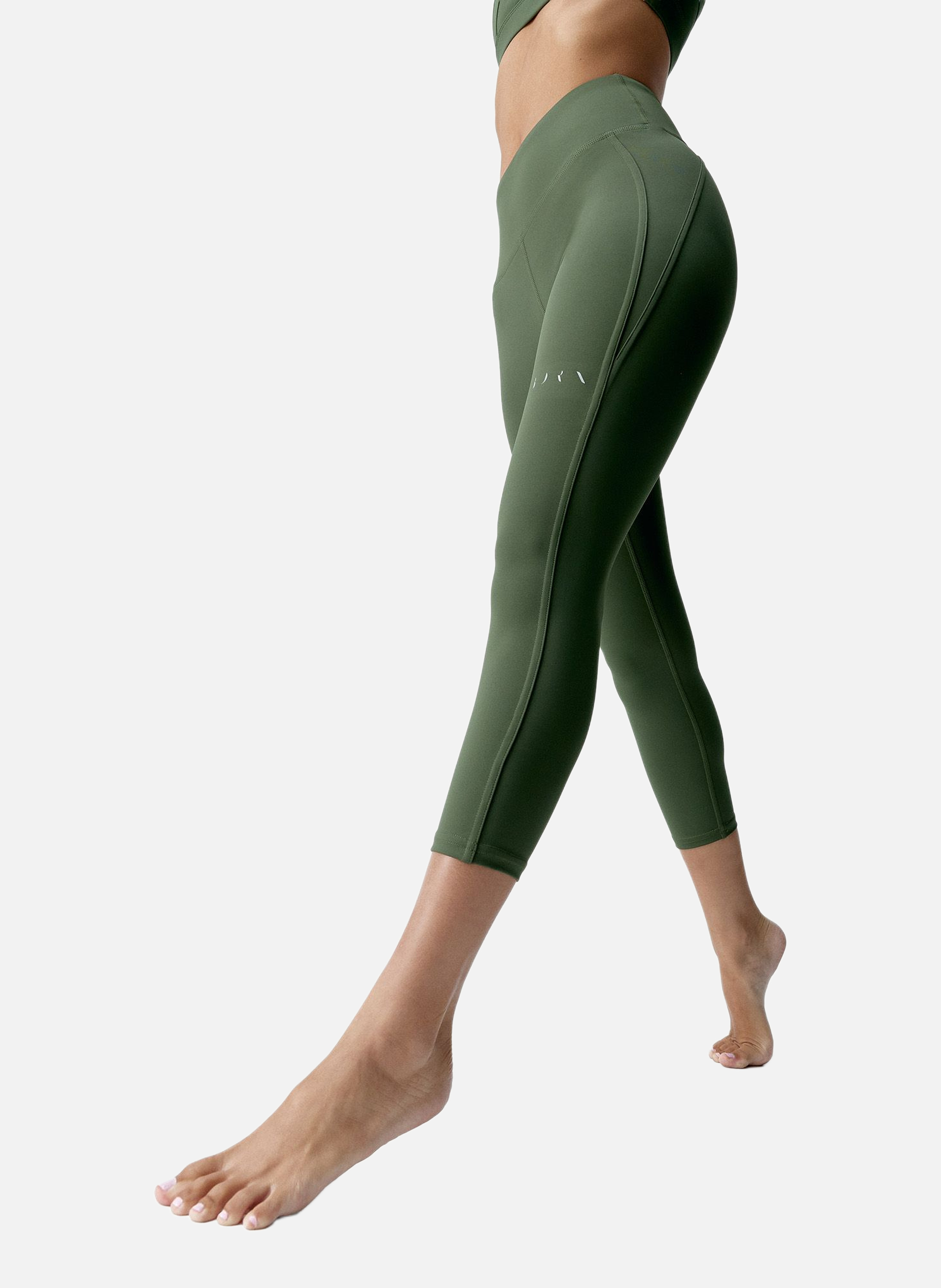 Legging de sport long performance umay BORN LIVING YOGA Kaki