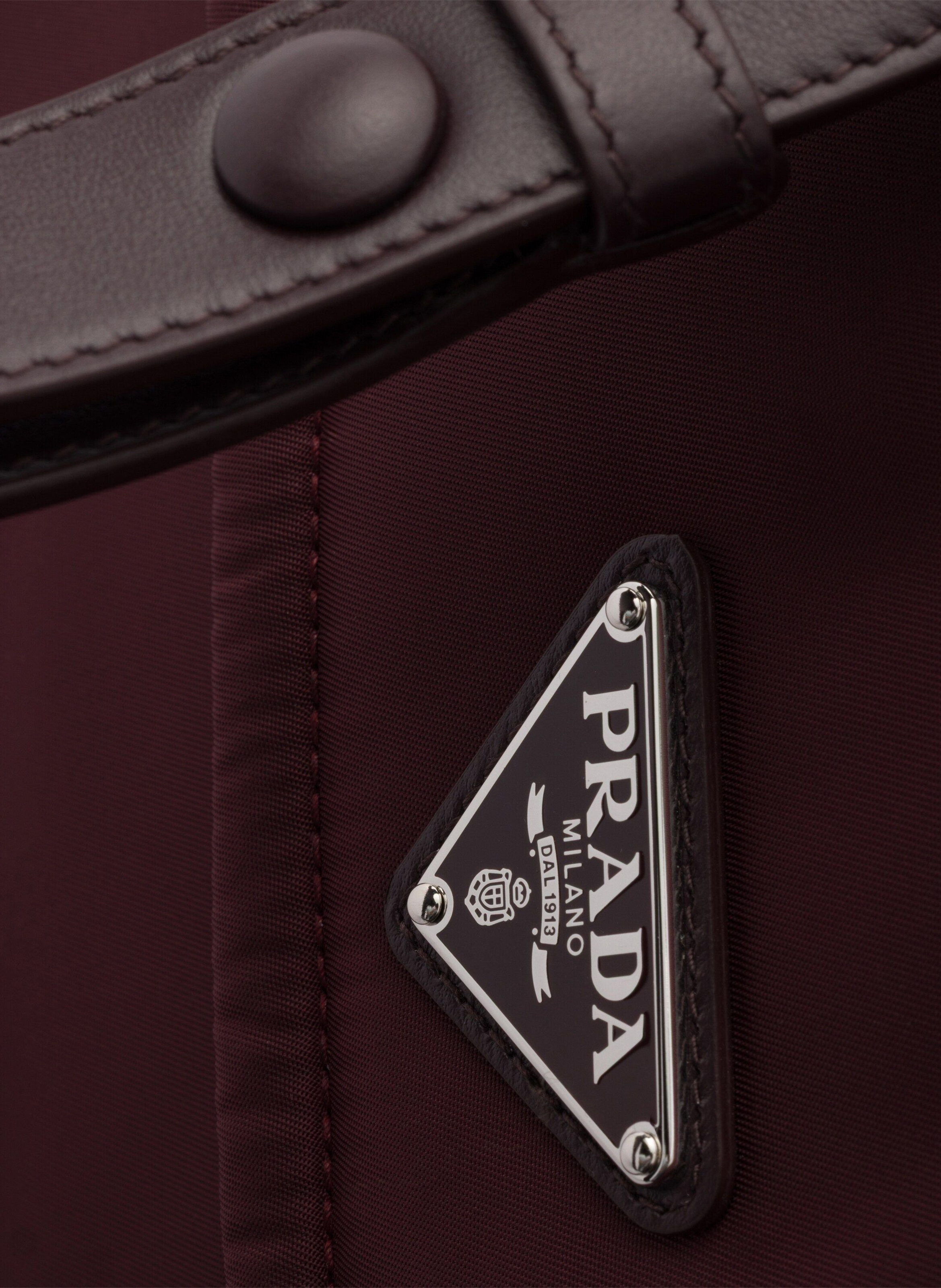 Petit sac porté épaule prada traveller en re-nylon PRADA Rouge