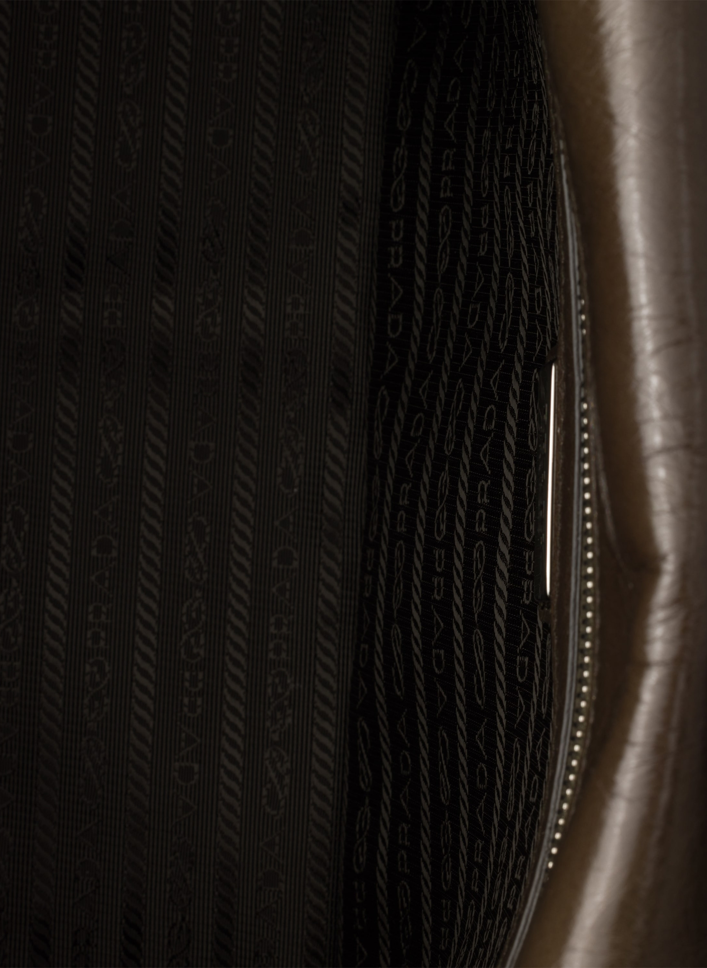 Sac à bandoulière en cuir vieilli PRADA Vert