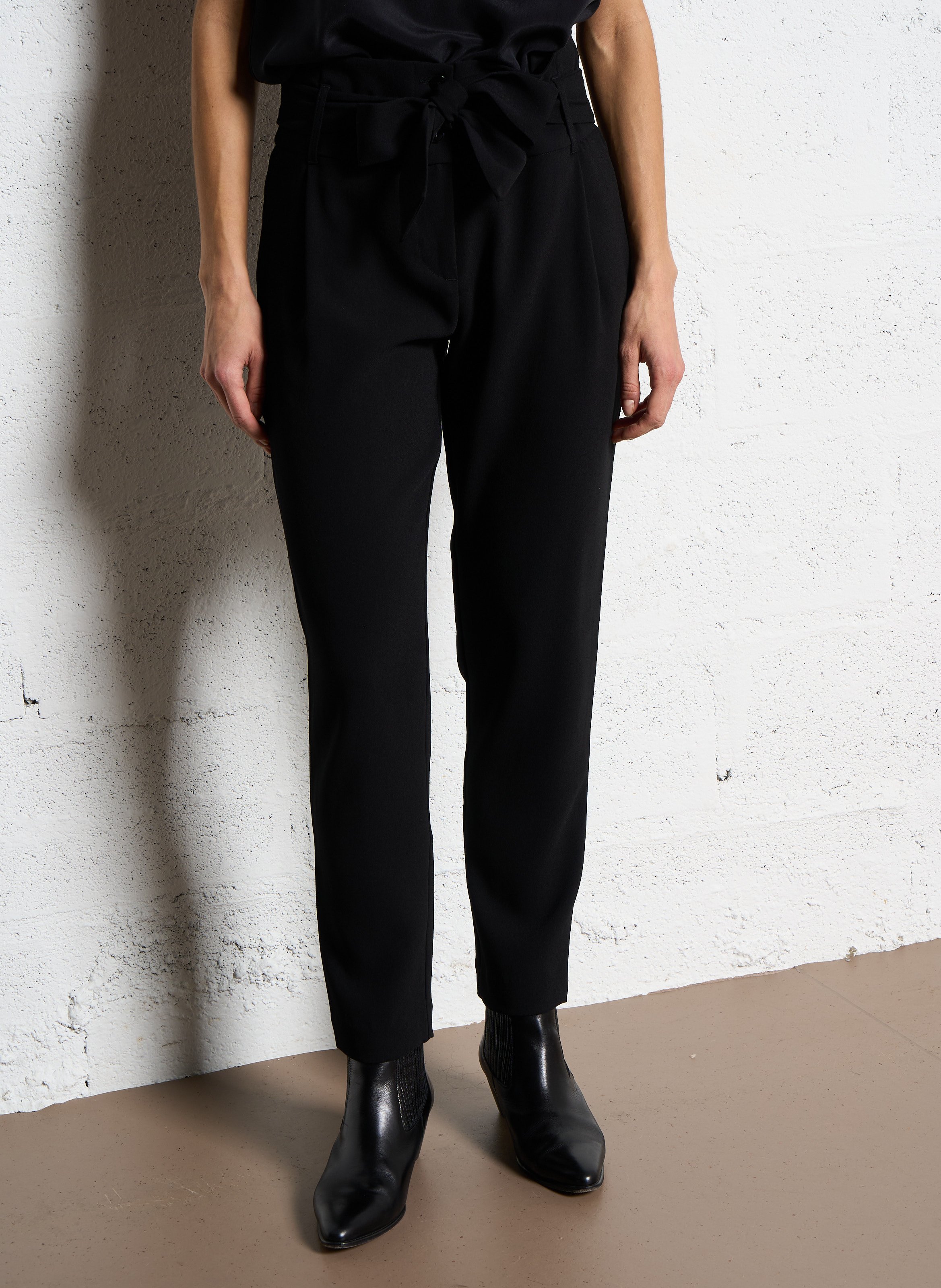 Pantalon carotte taille haute en crêpe IKKS Noir