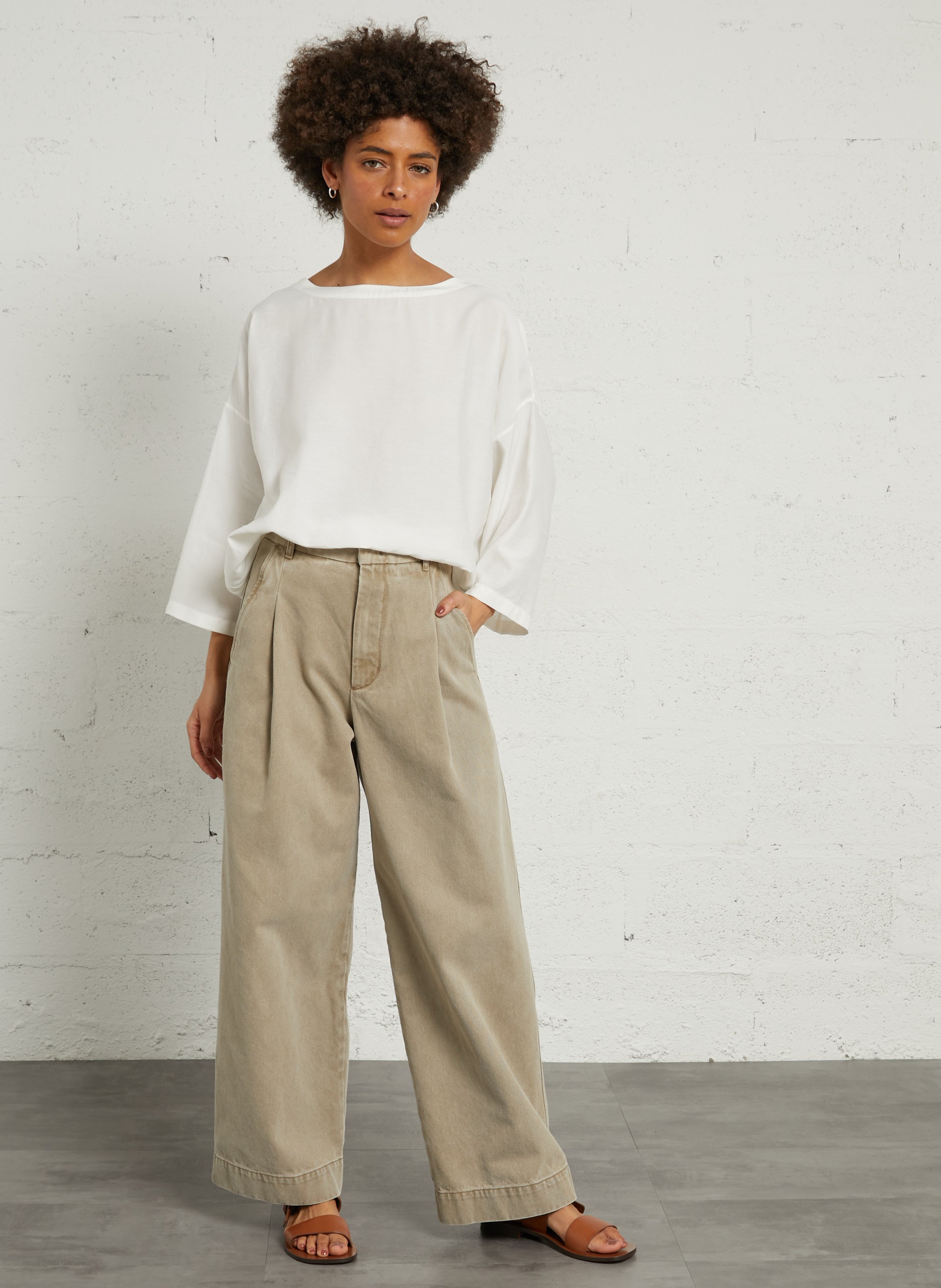 Sandales plates en cuir douglas SOEUR Beige