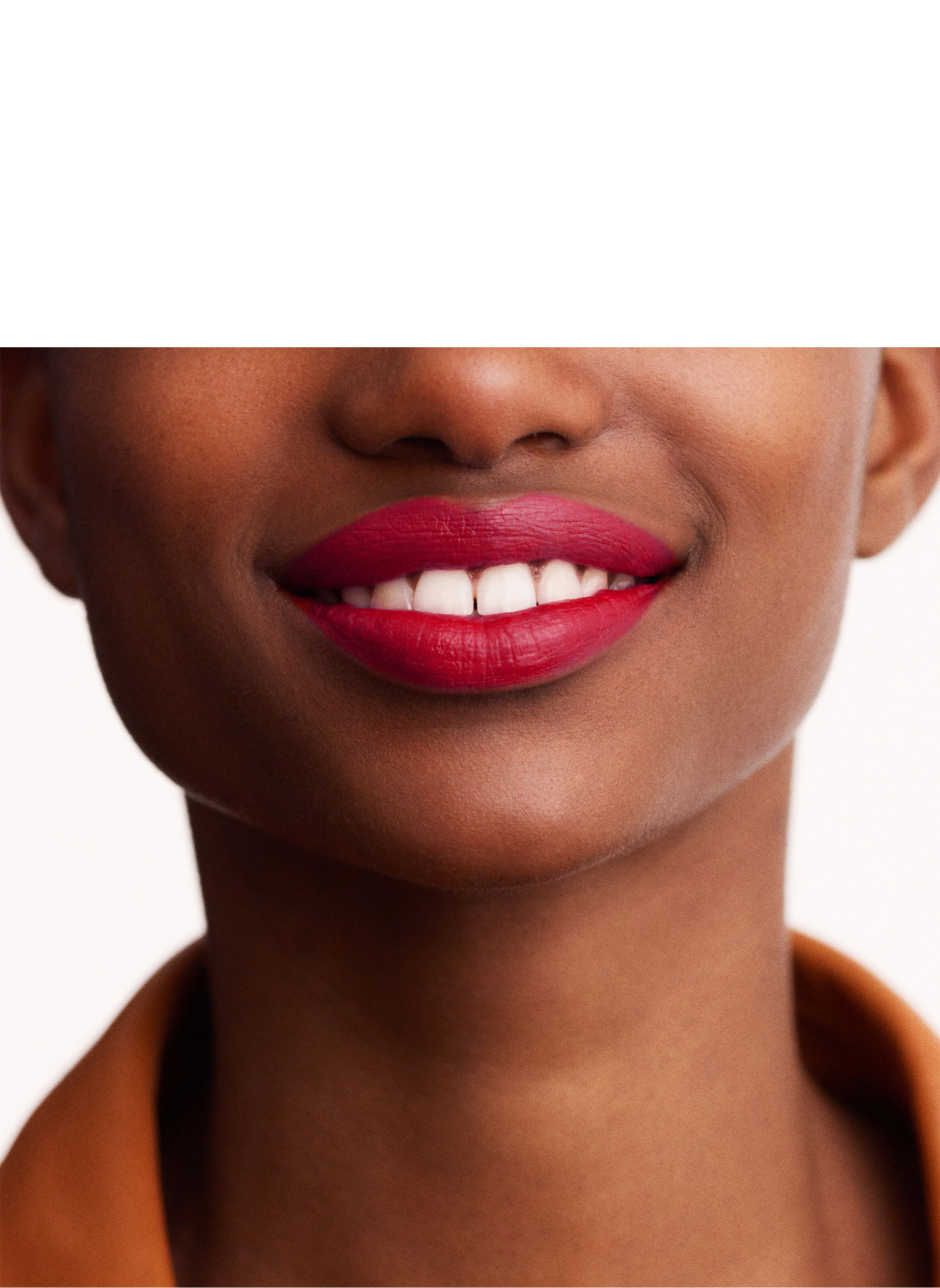 Rouge Hermès, Rouge à lèvres satiné HERMÈS 66 - rouge piment