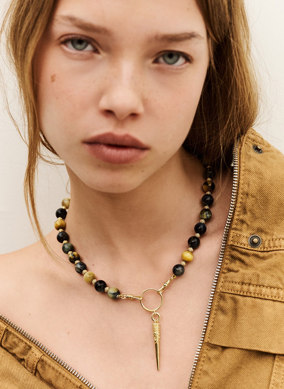 Ketting met parels in het zwart BA&SH Goud