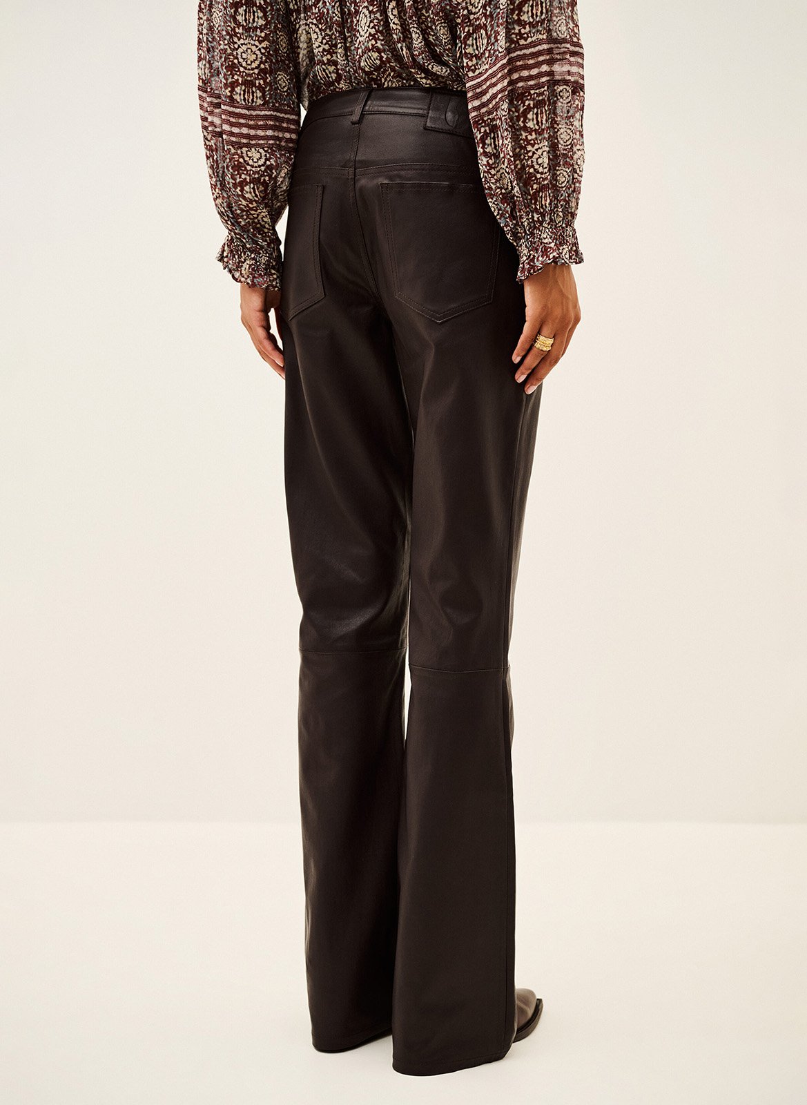 Pantalon boot cut en cuir lior BA&SH Marron