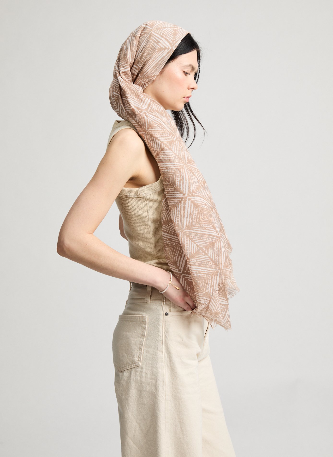 Etole imprimée AU PRINTEMPS PARIS Marron