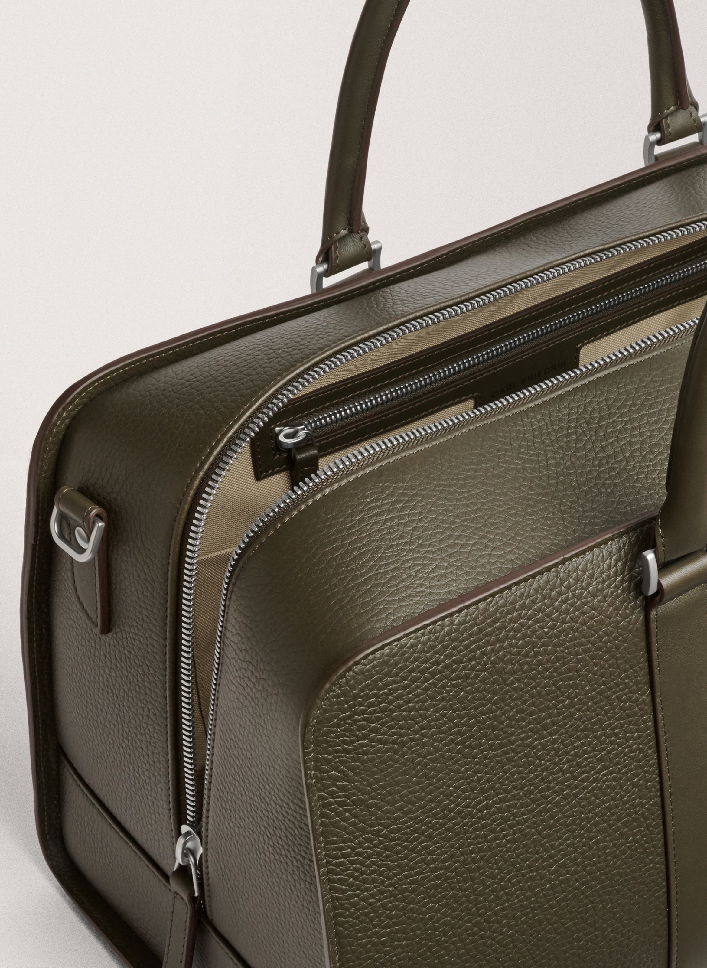 Sac de voyage 'Palissy Weekend' en cuir grainé CARL FRIEDRIK Vert