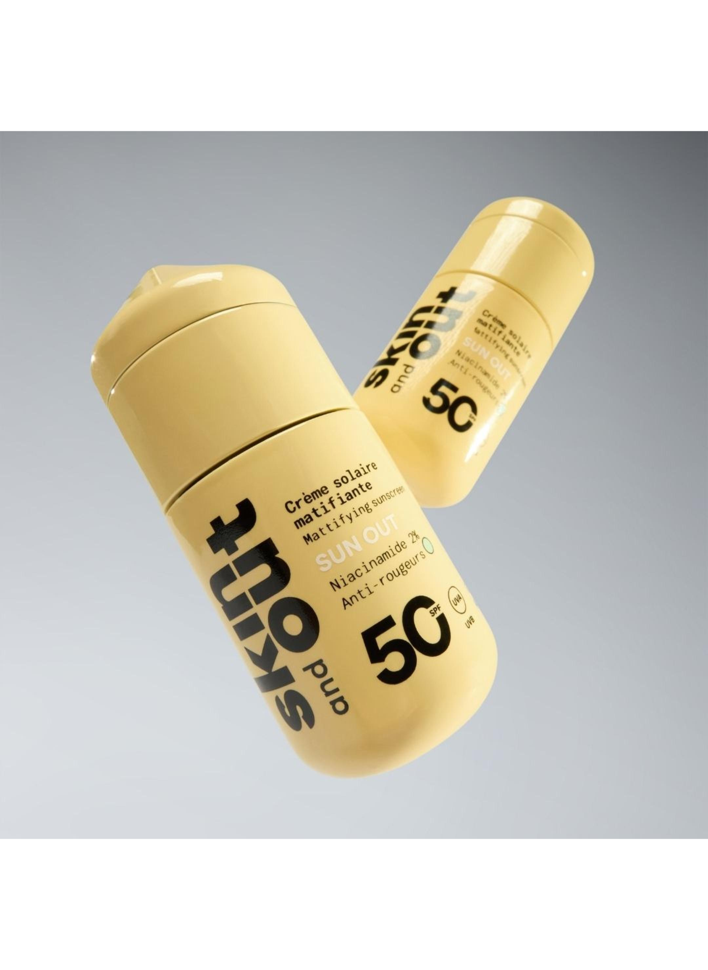 Sun Out - Mattifying Sunscreen SPF 50+ SKIN & OUT No color