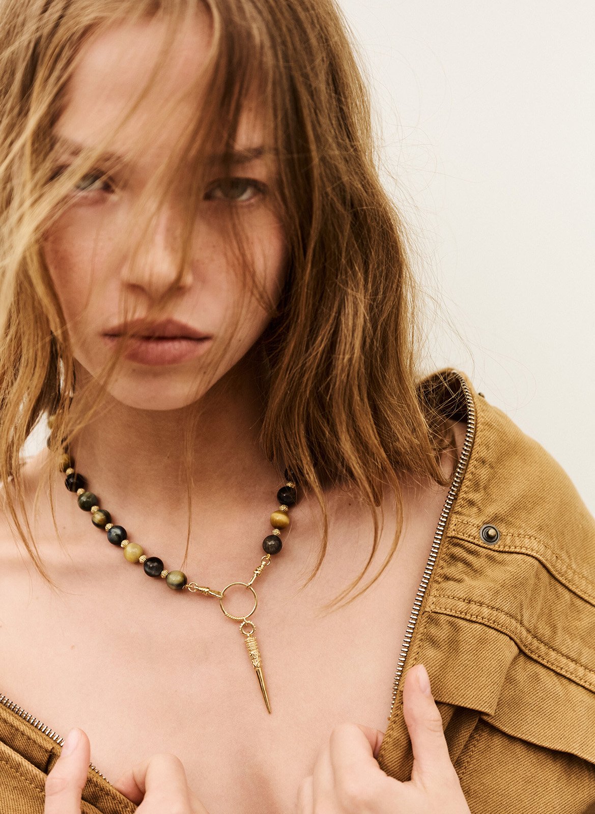 Ketting met parels in het zwart BA&SH Goud
