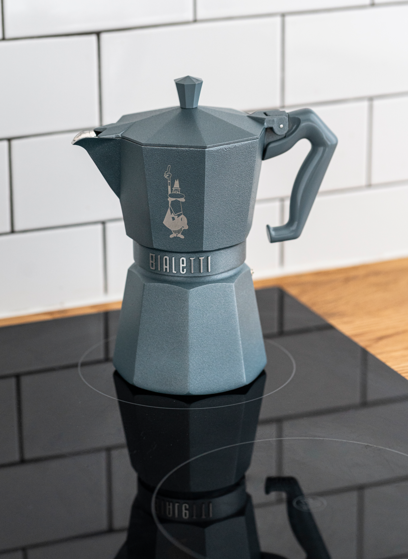 Moka Exclusive Induction Coffee Maker BIALETTI Grey