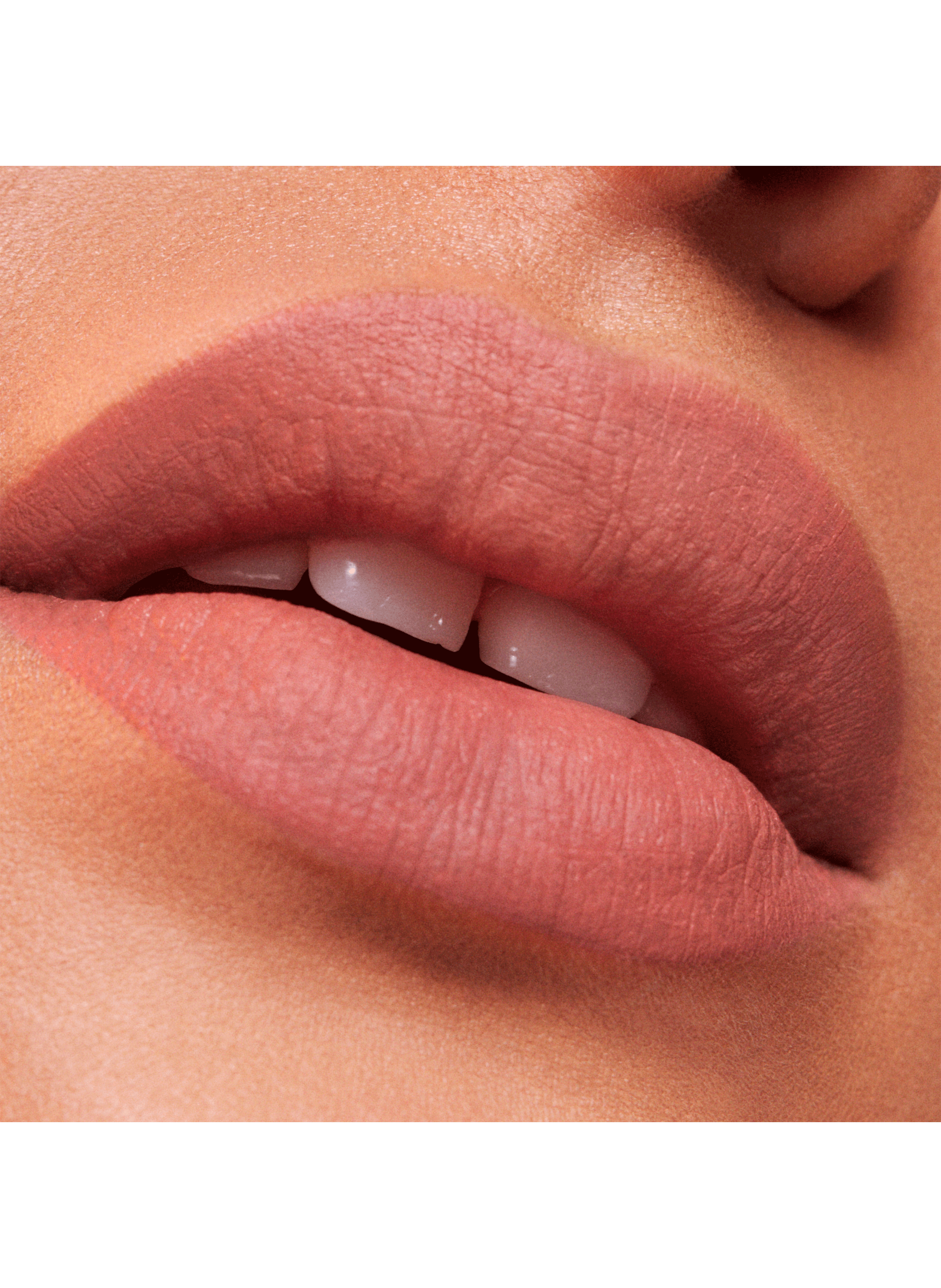 Pure Color - Whipped Matte Liquid Lip with Moringa Butter ESTÉE LAUDER 921 air kiss