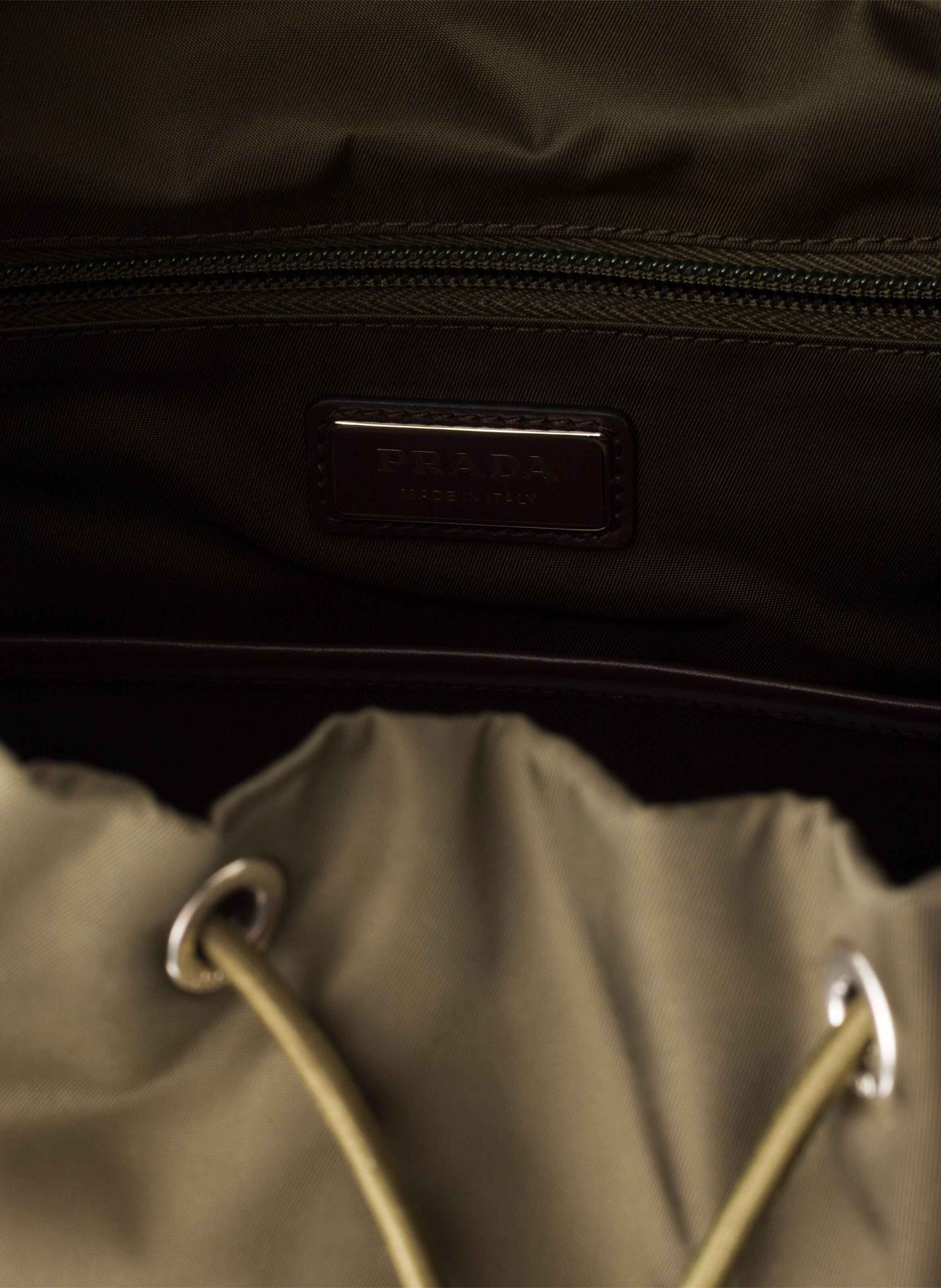 Sac à dos prada speedrock en re-nylon et cuir PRADA Vert