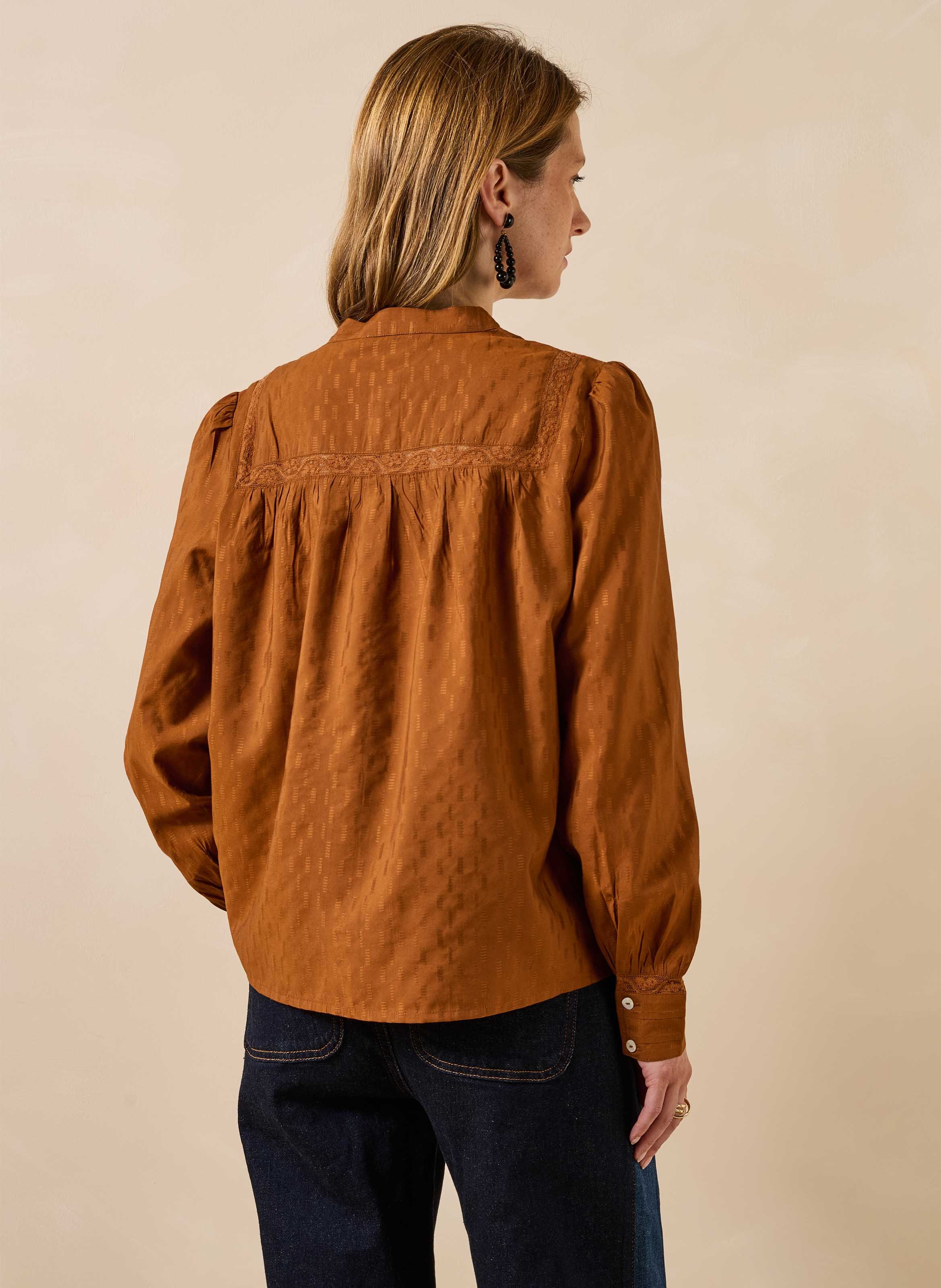 Blouse met ronde hals LA FEE MARABOUTEE Bruin
