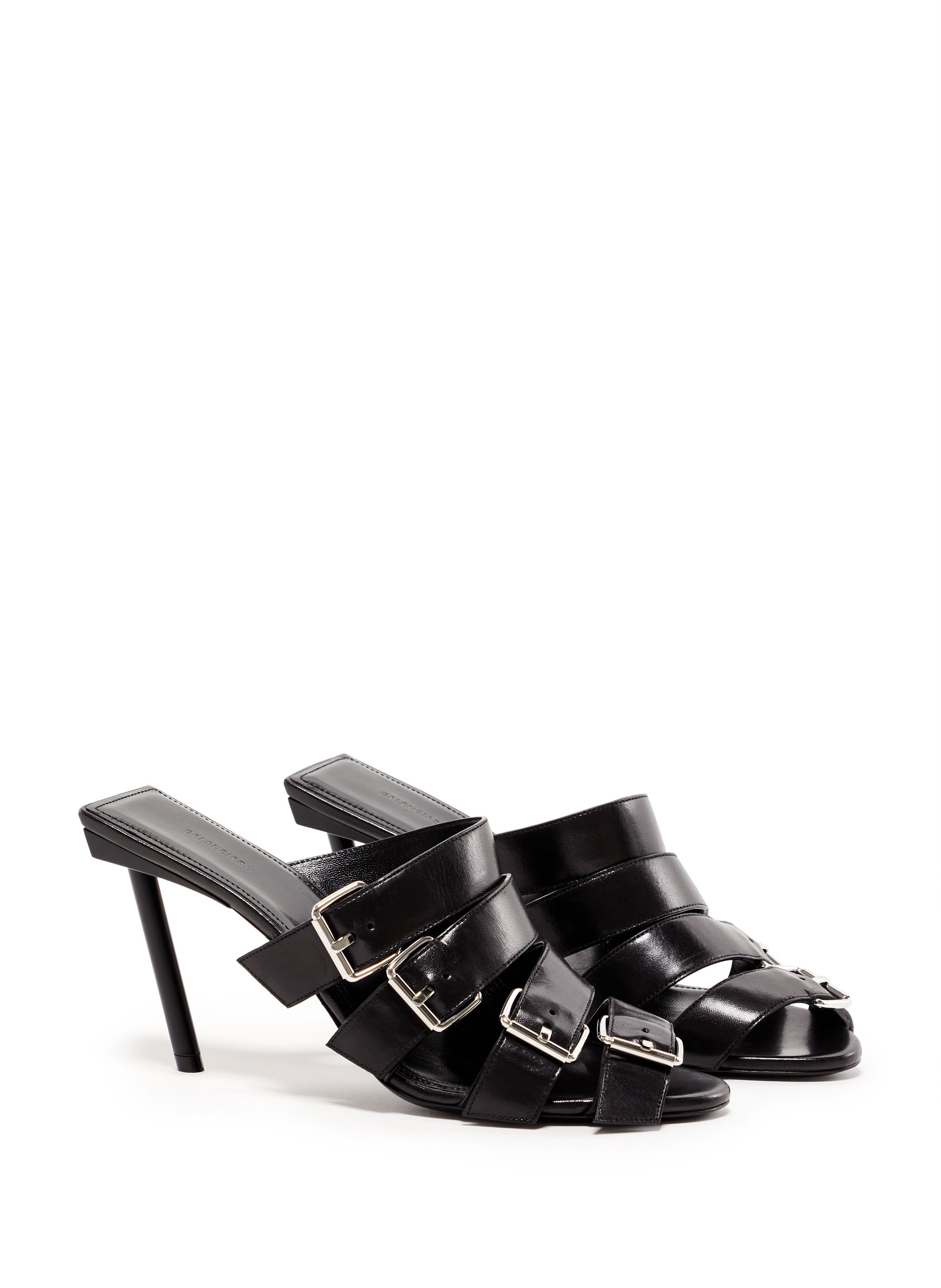 Mules à boucles en cuir