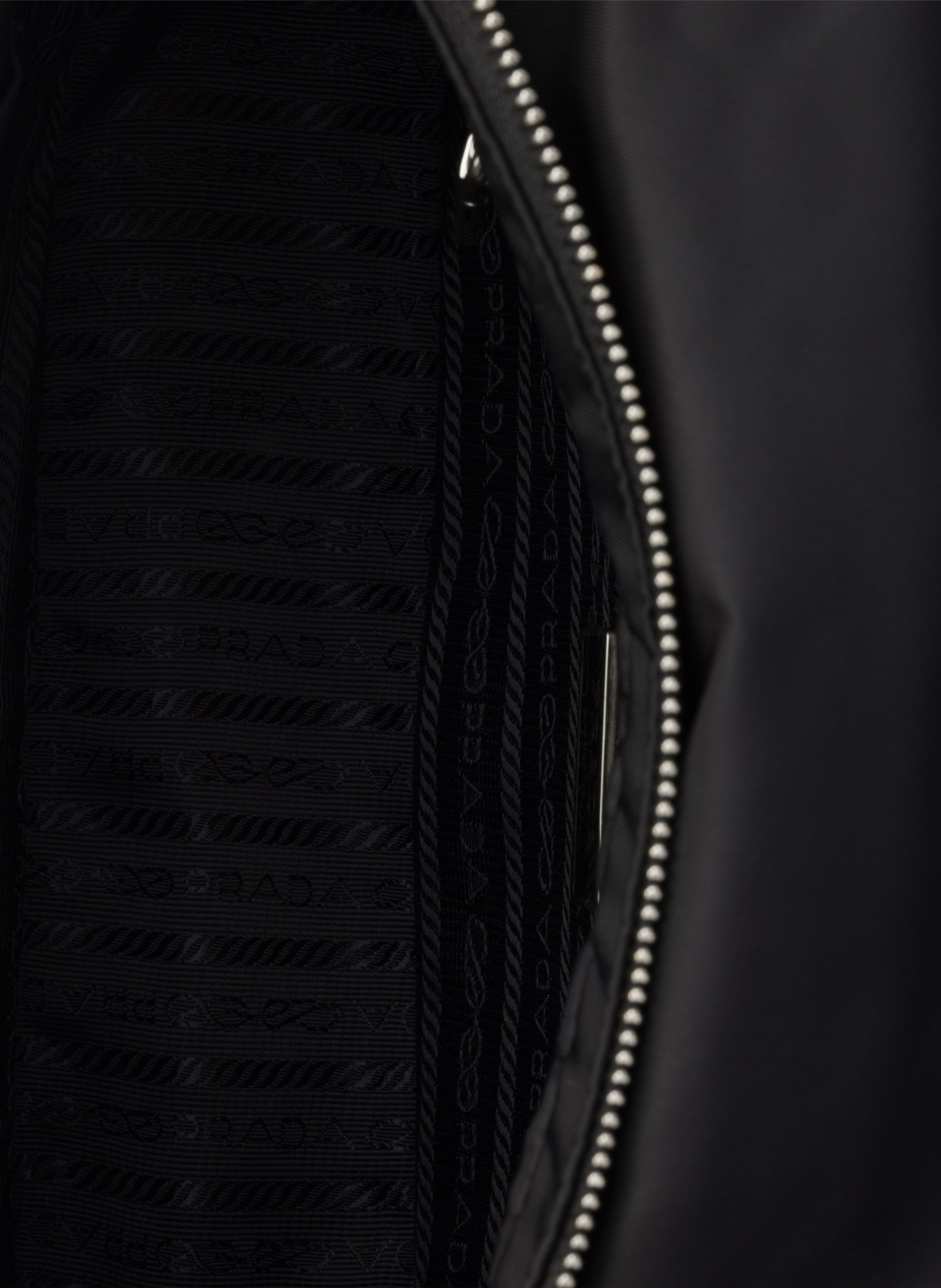 Sac en re-nylon matelassé PRADA Noir