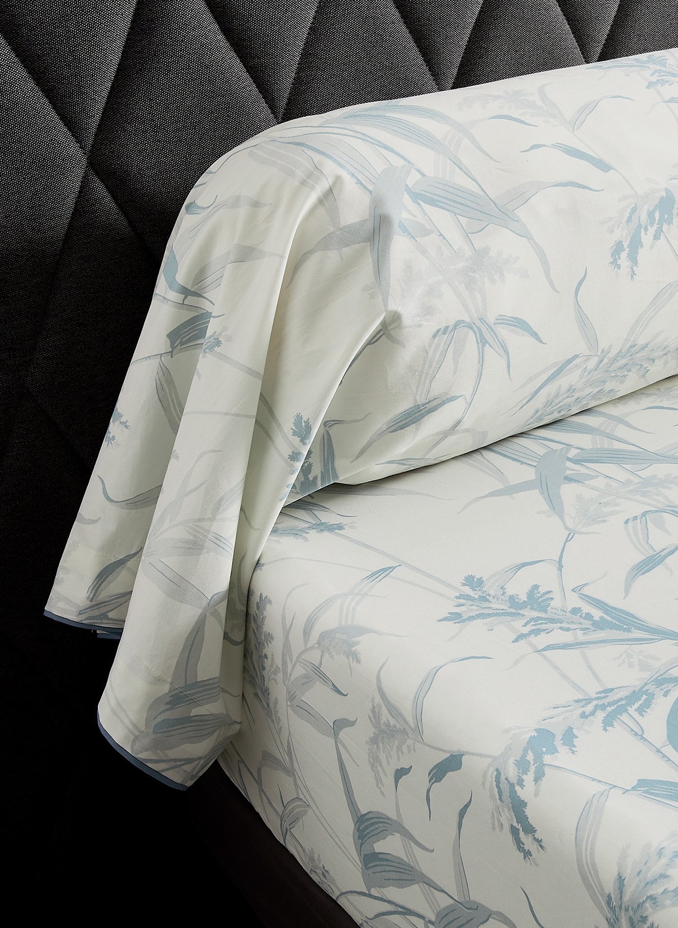 Taie de traversin estampe ANNE DE SOLENE Bleu