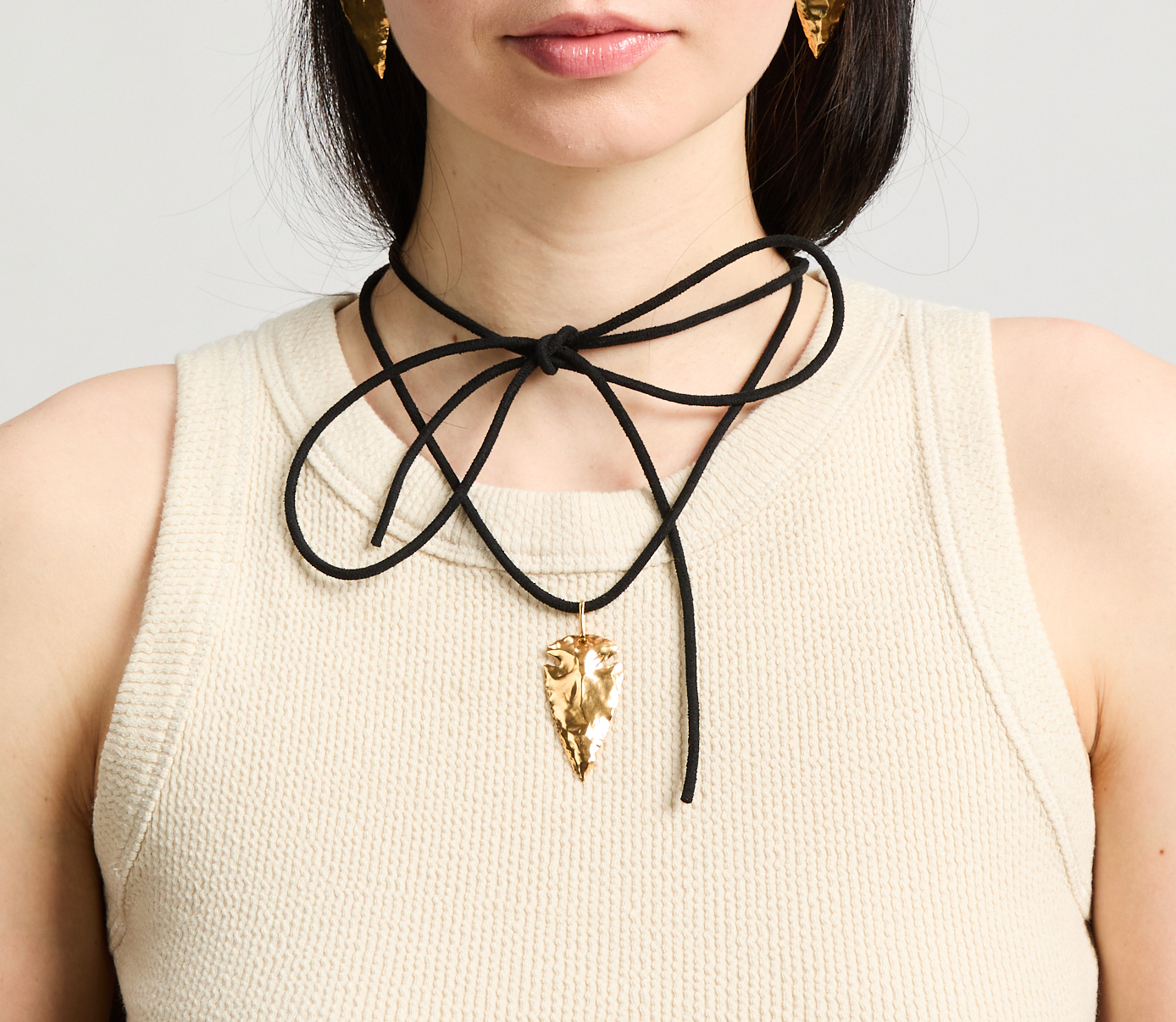 Collier Sepia large avec corde en cuir HERMINA ATHENS Doré