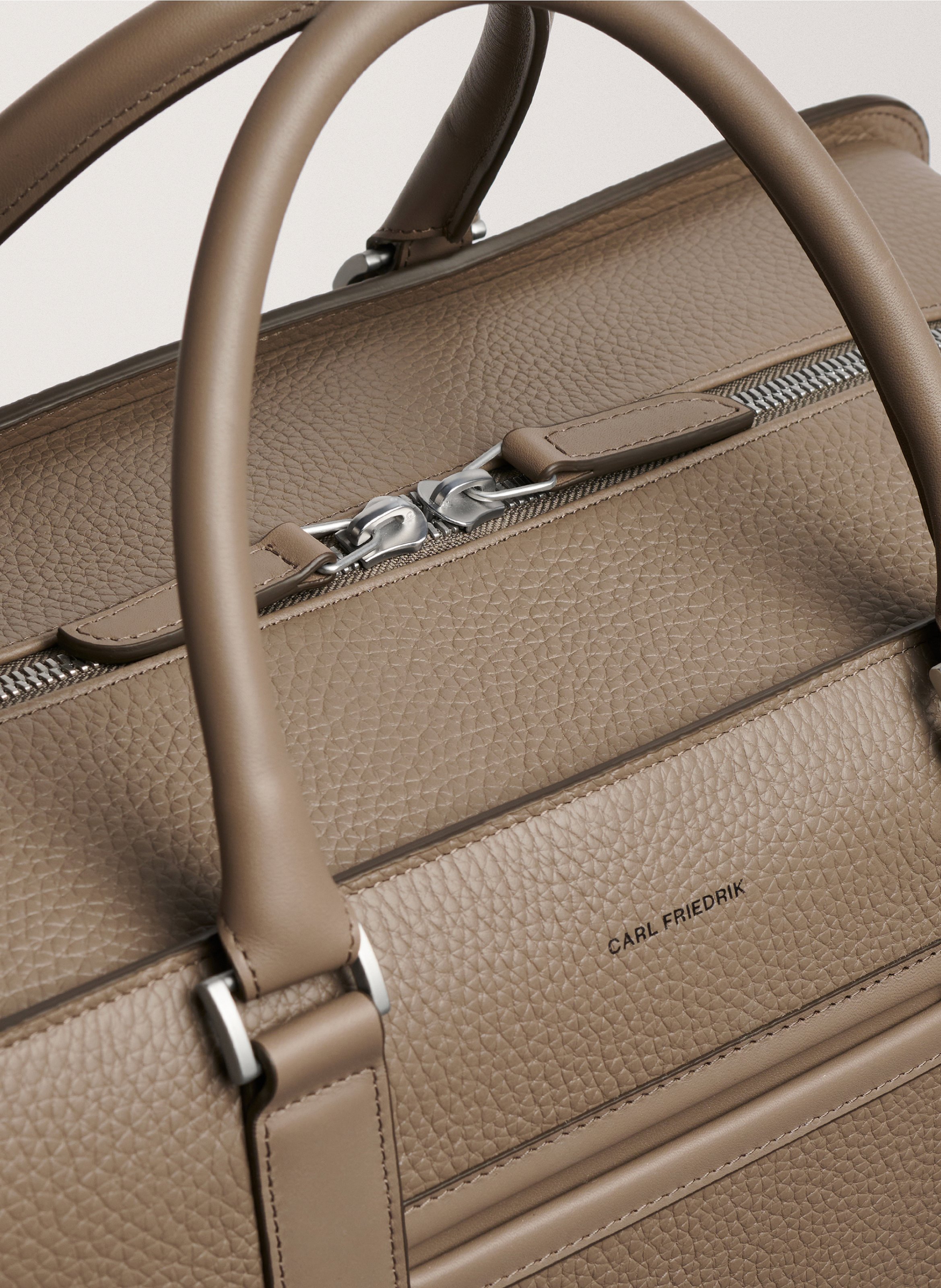 Sac de voyage 'Palissy Weekend' en cuir grainé CARL FRIEDRIK Gris