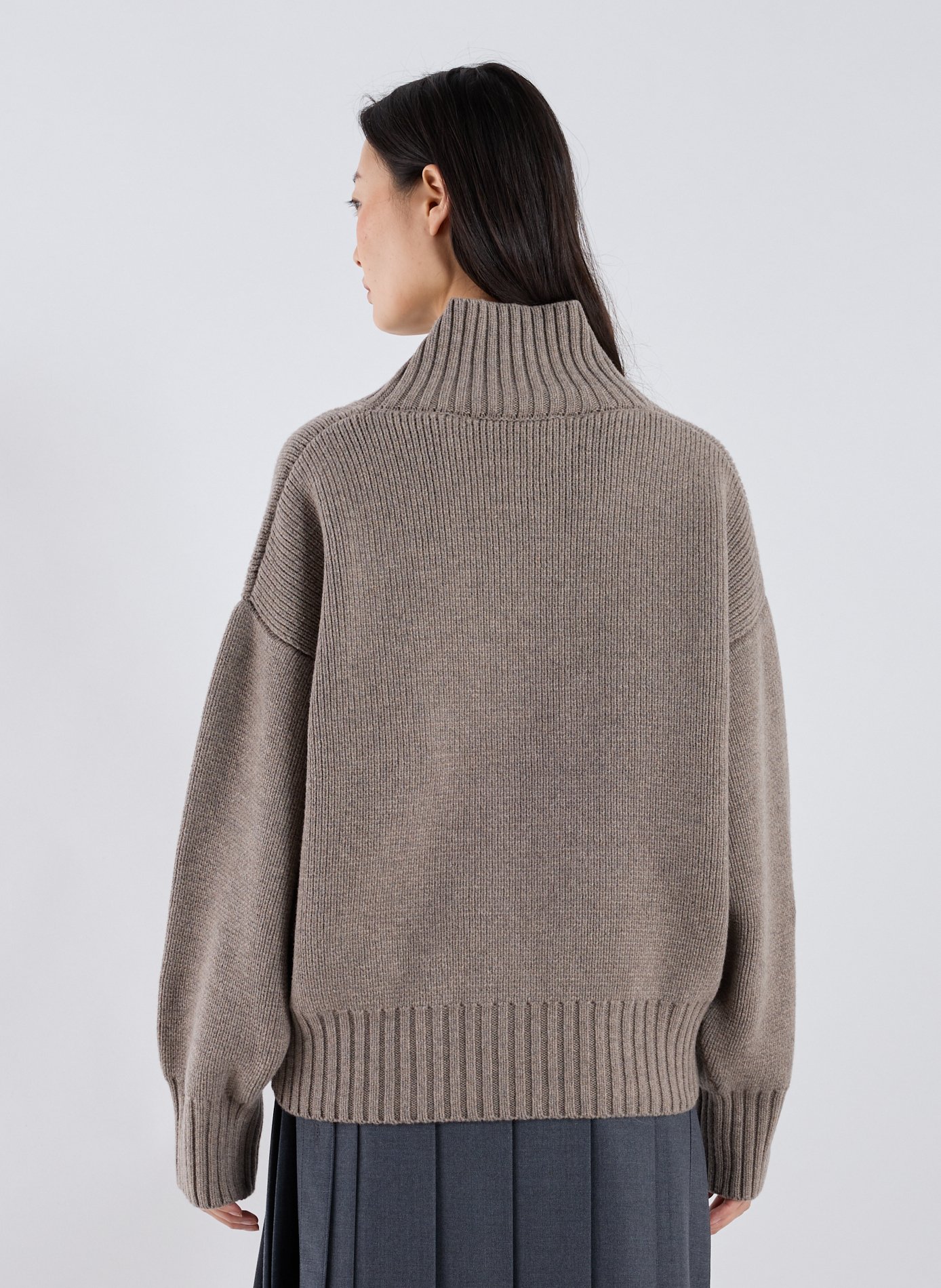 Pull col roulé en laine ROHE FRAMES Beige