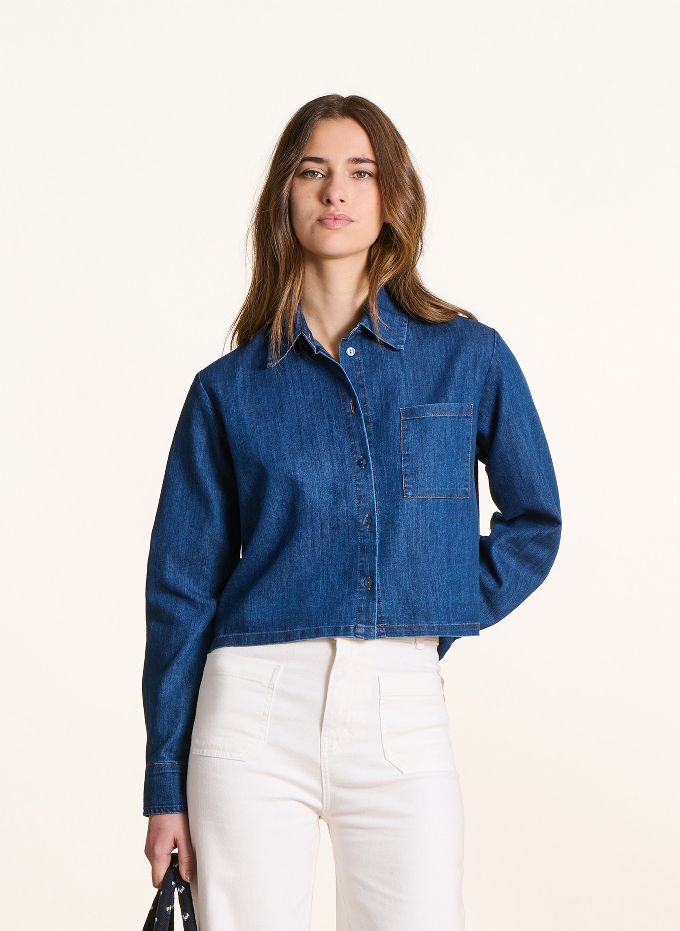 Kort, ruimvallend denimoverhemd LA FEE MARABOUTEE Blauw