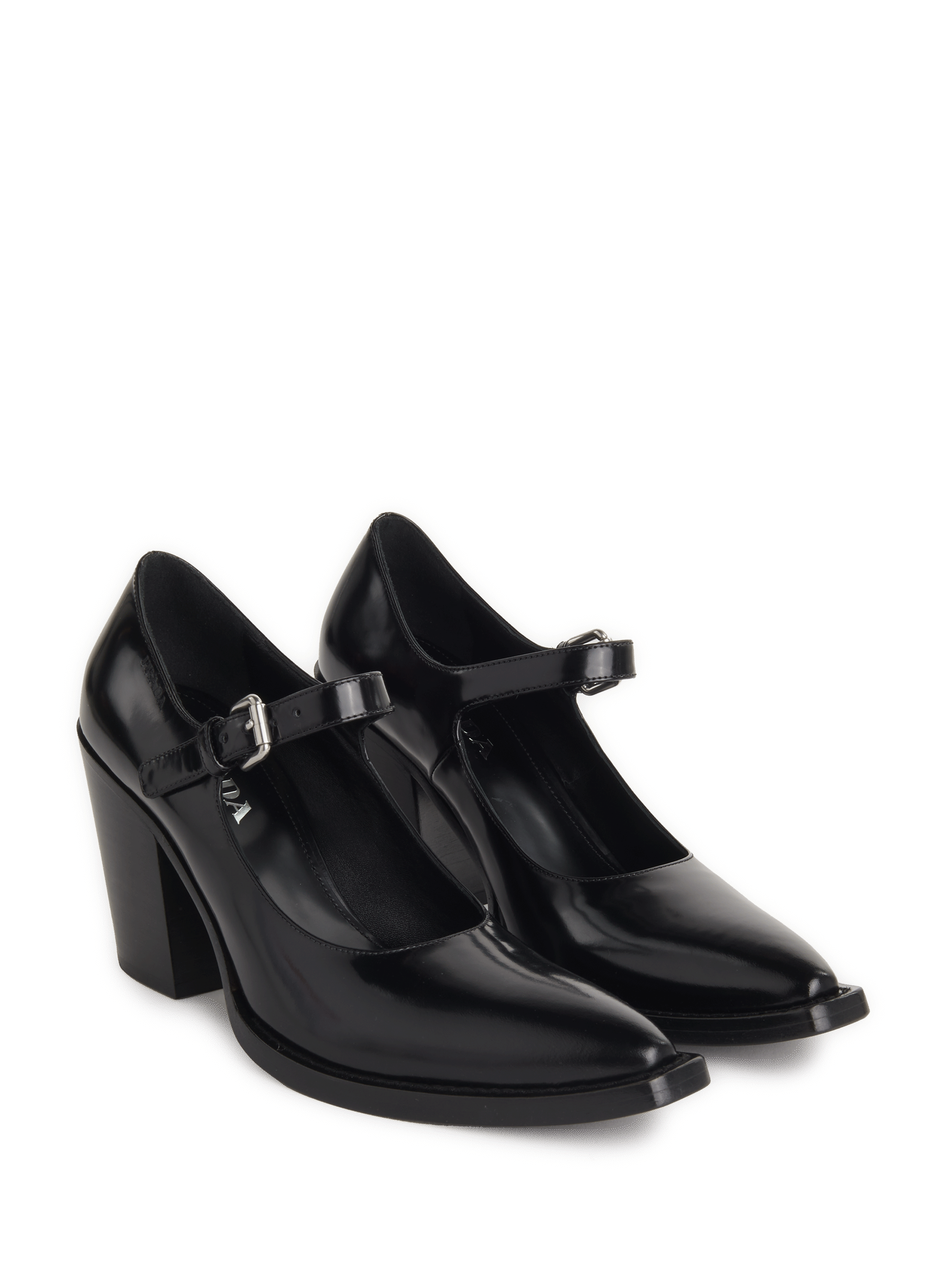 Escarpin en cuir à bride