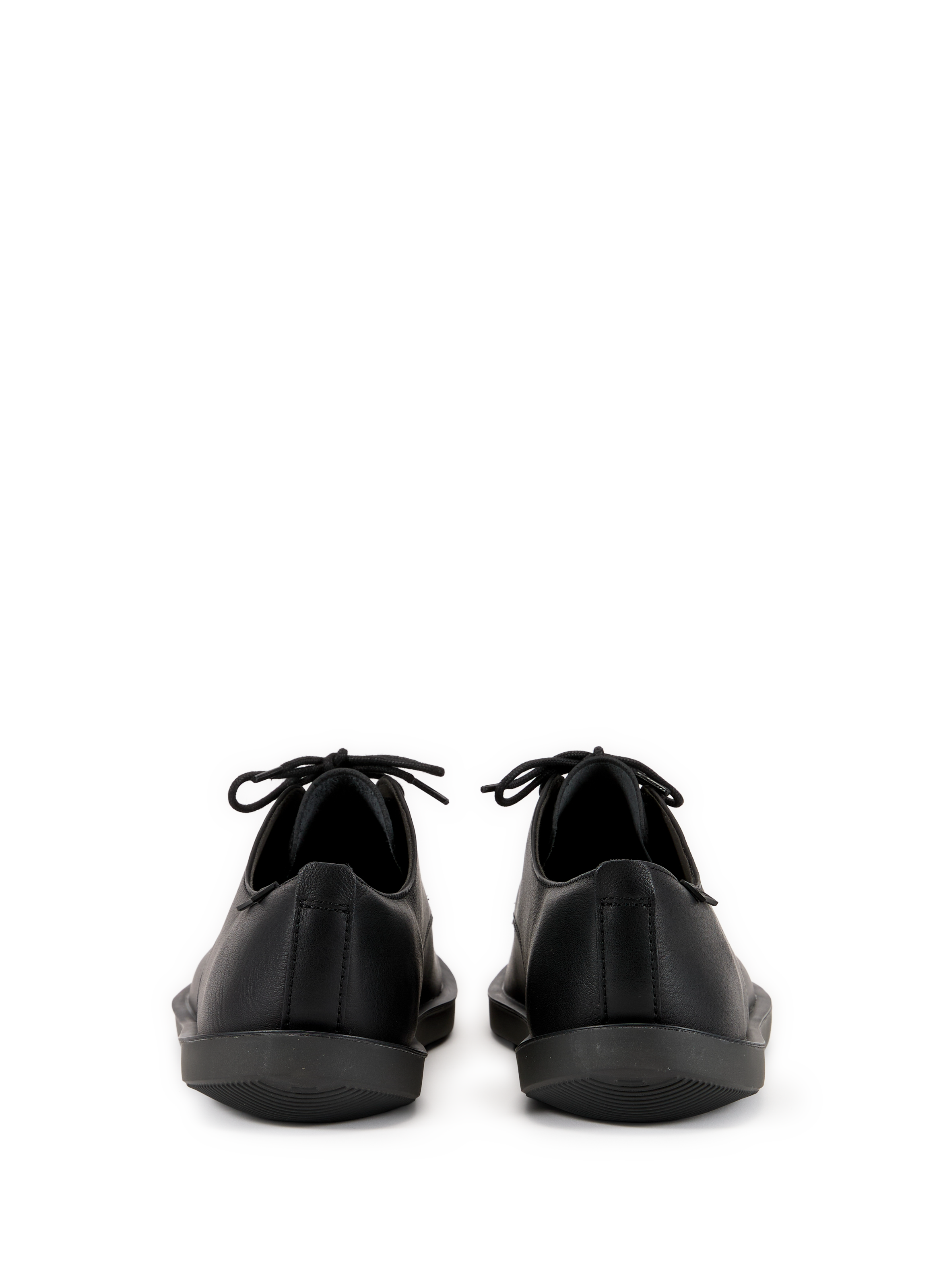 Baskets Wagon en cuir de vache CAMPER Noir