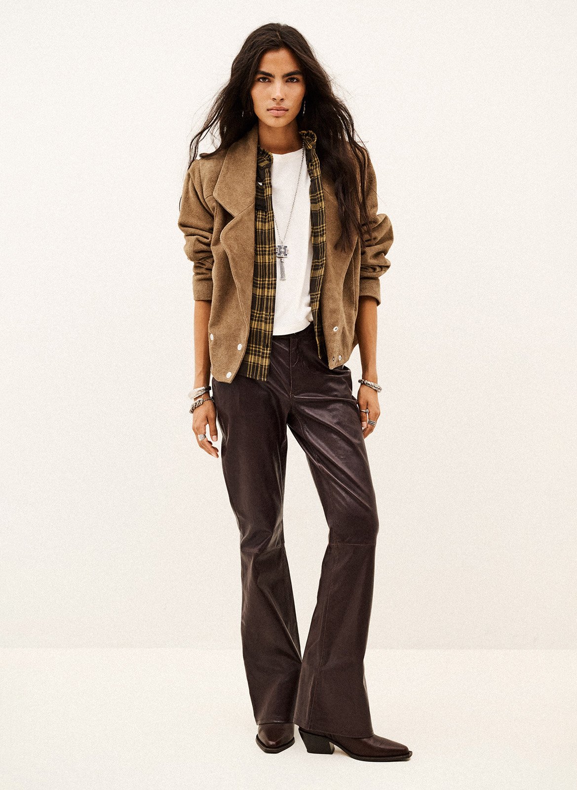 Veste droite col tailleur uni en cuir cowy BA&SH Beige