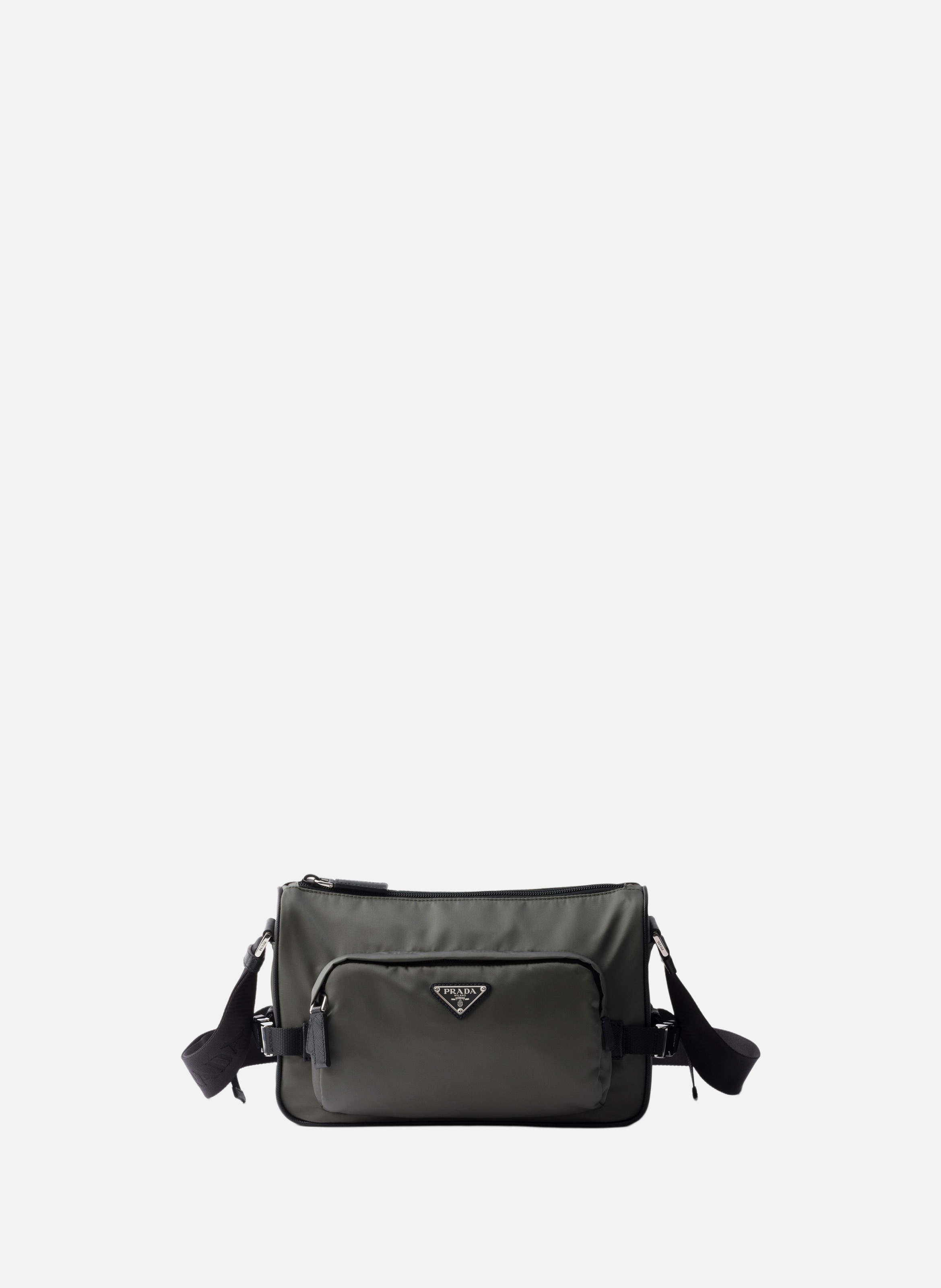 Sac de taille moyenne porté épaule en re-nylon et PRADA Vert