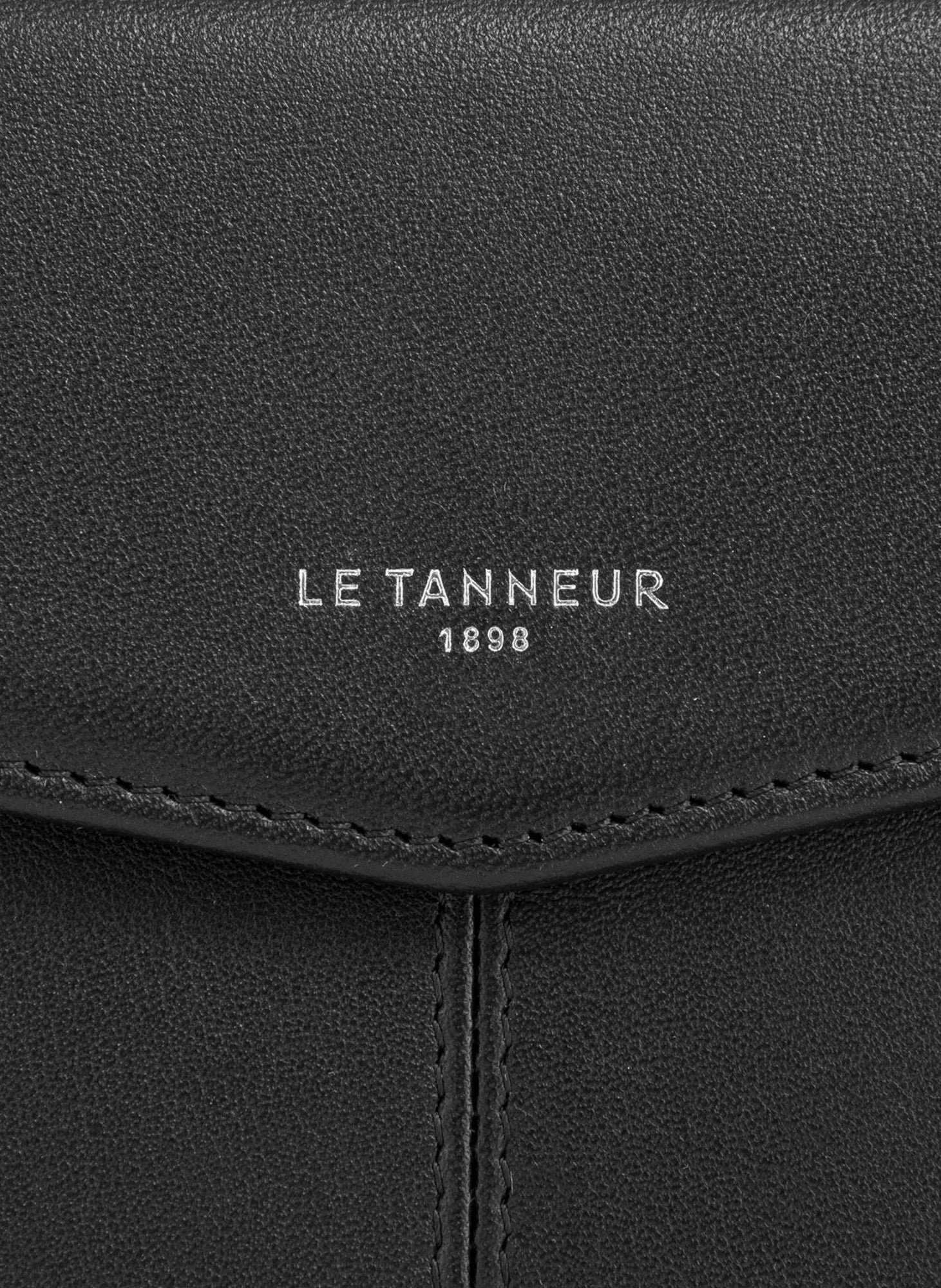 Pochette enveloppe moyen modèle charlotte en cuir lisse LE TANNEUR Noir