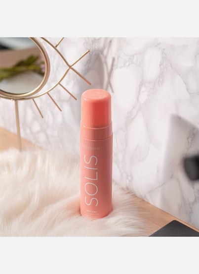 Mousse bronzante naturelle à effet immédiat COCOSOLIS Mousse bronzante naturelle à effet immédiat COCOSOLIS