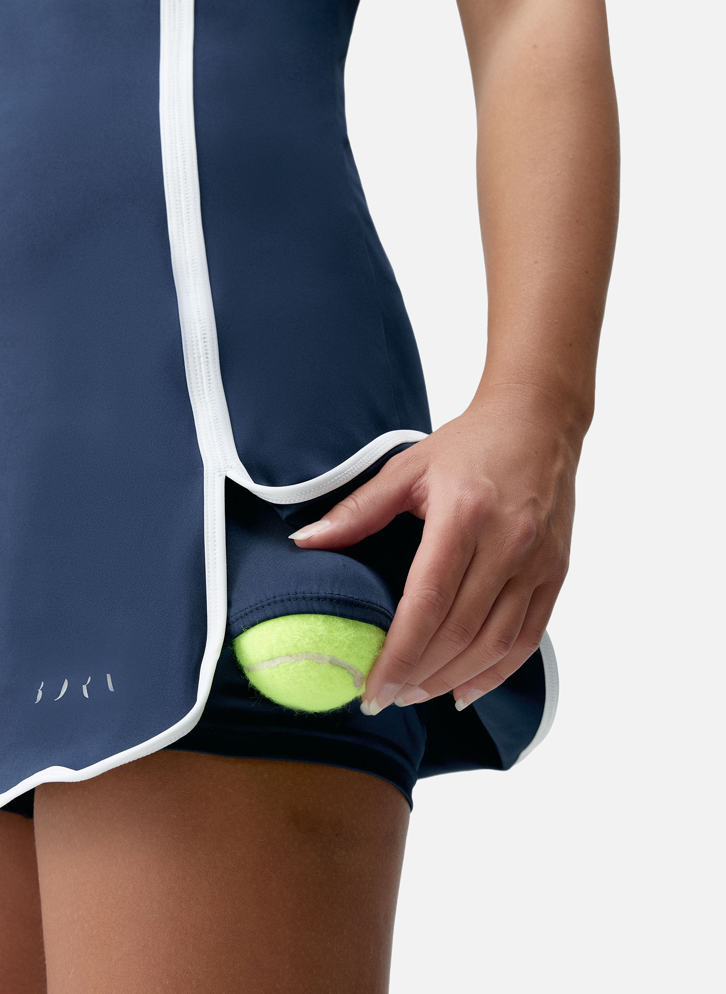 Short sport femme cycliste laver BORN LIVING YOGA Bleu