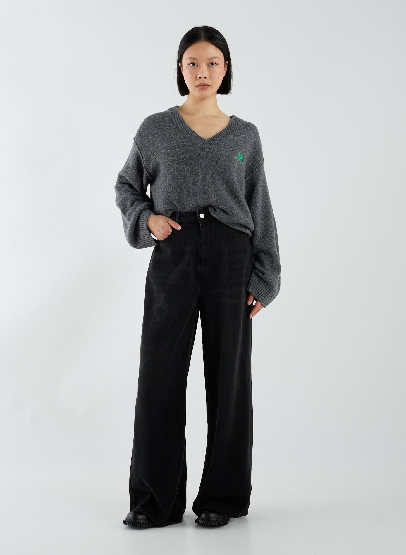 Pull col V en laine mélangée GANNI Gris