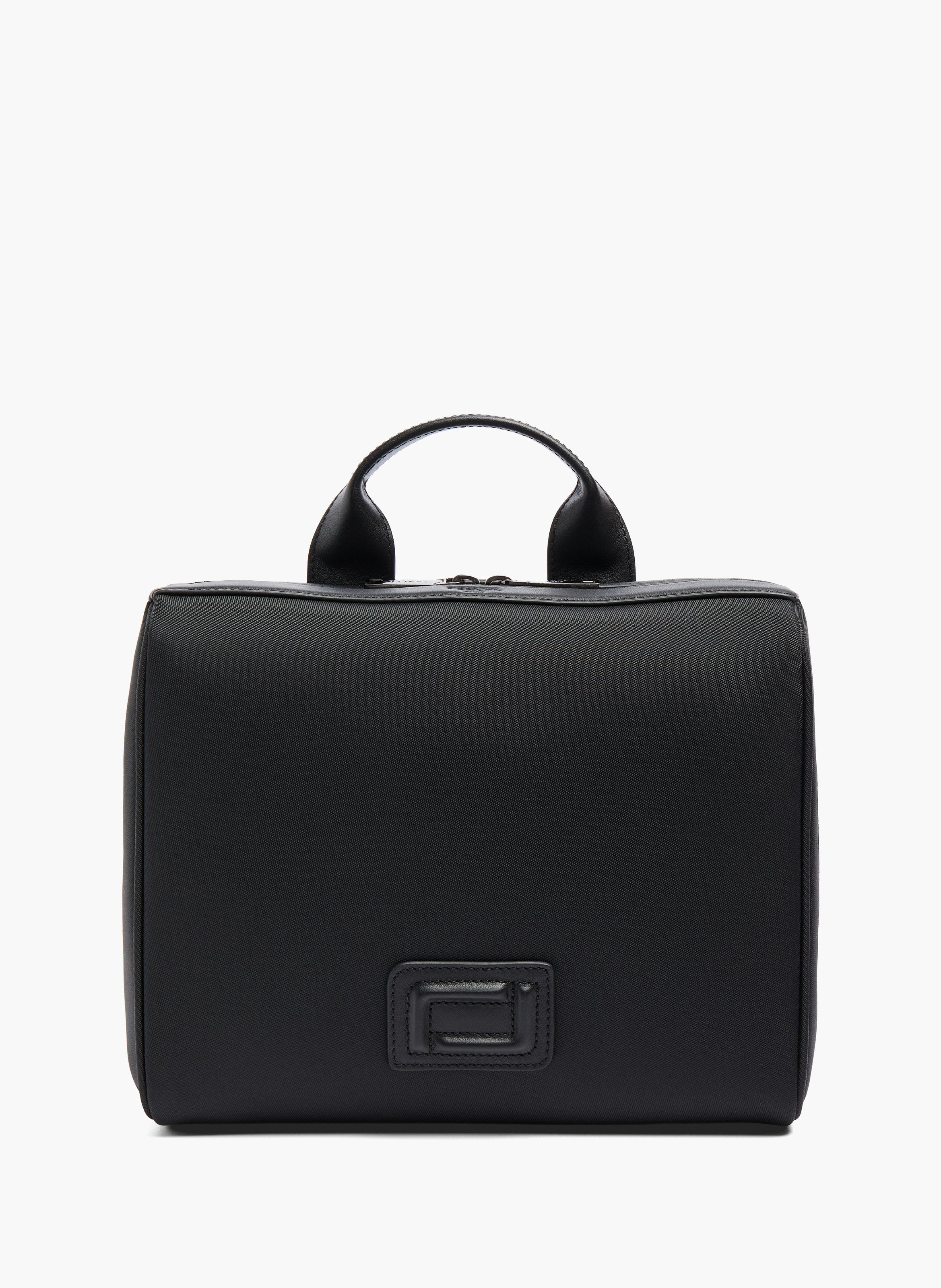 Trousse de toilette suspendue — nylon recyclé avec finitions en cuir lisse d’agneau. LANCEL Noir