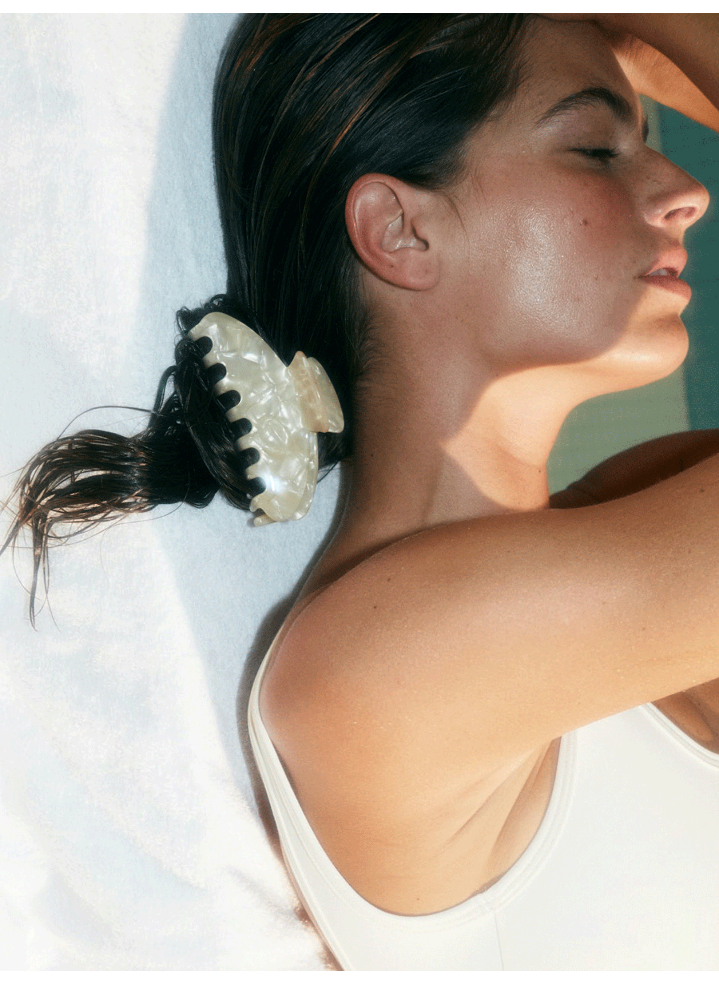 Moon Clip en Iced Latte SALT & WAVE No color