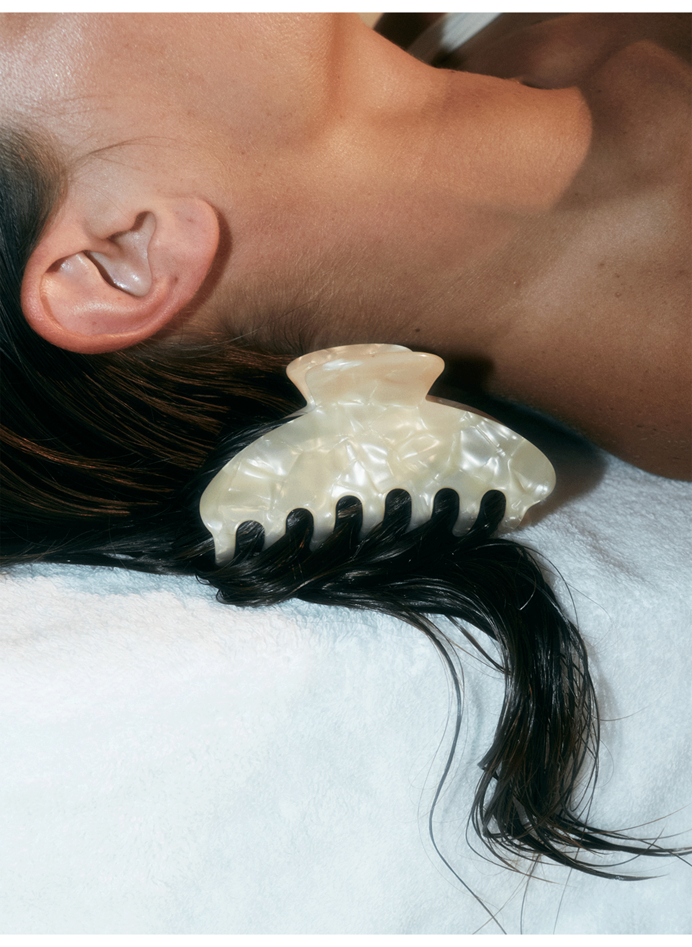 Moon Clip en Iced Latte SALT & WAVE No color