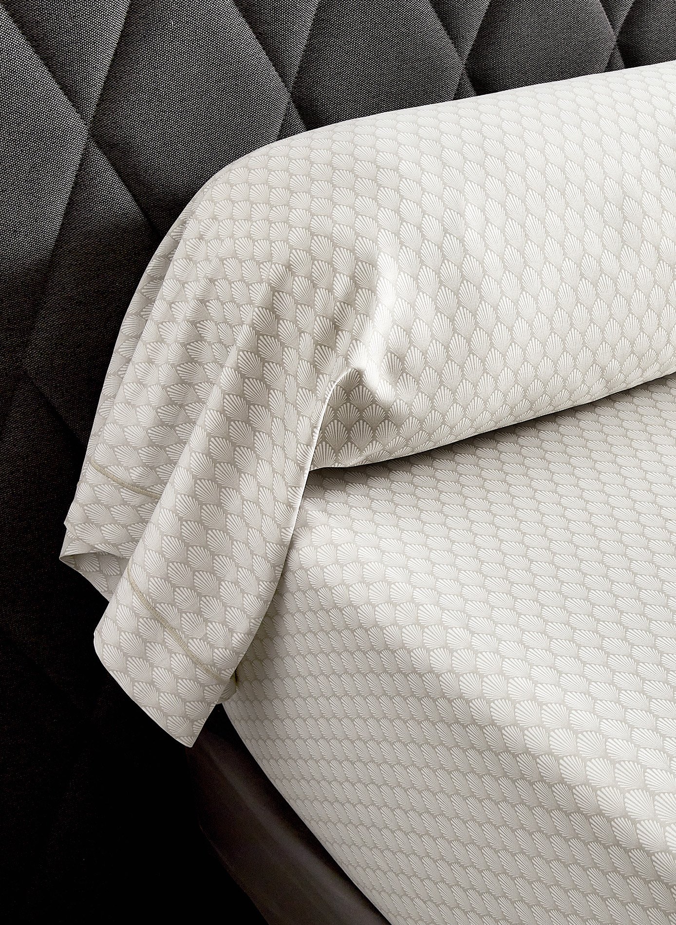 Taie de traversin voyageuse ANNE DE SOLENE Beige