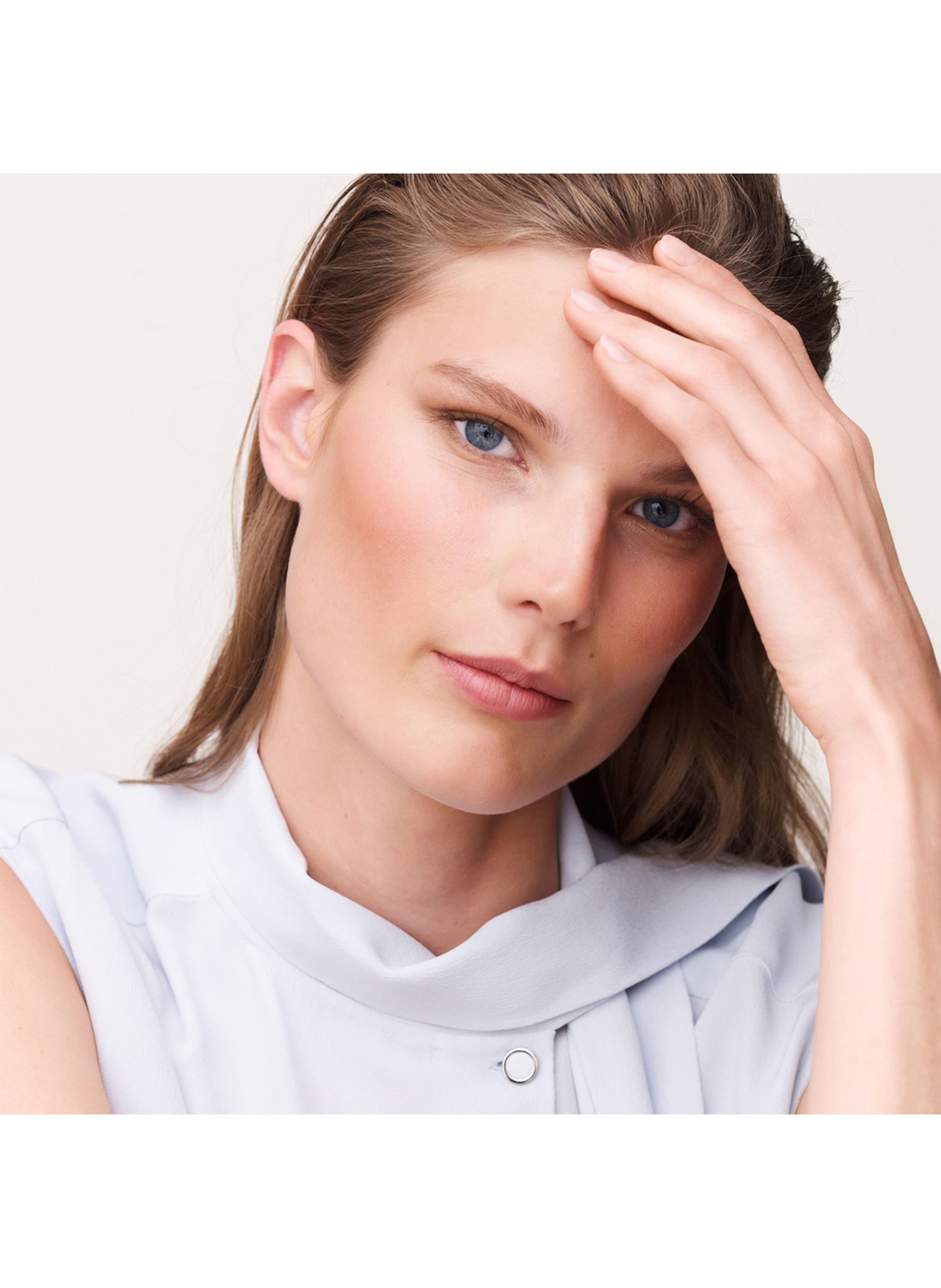 Les Mains Hermès Rose Baltique enamel nail polish HERMÈS 06 rose baltique