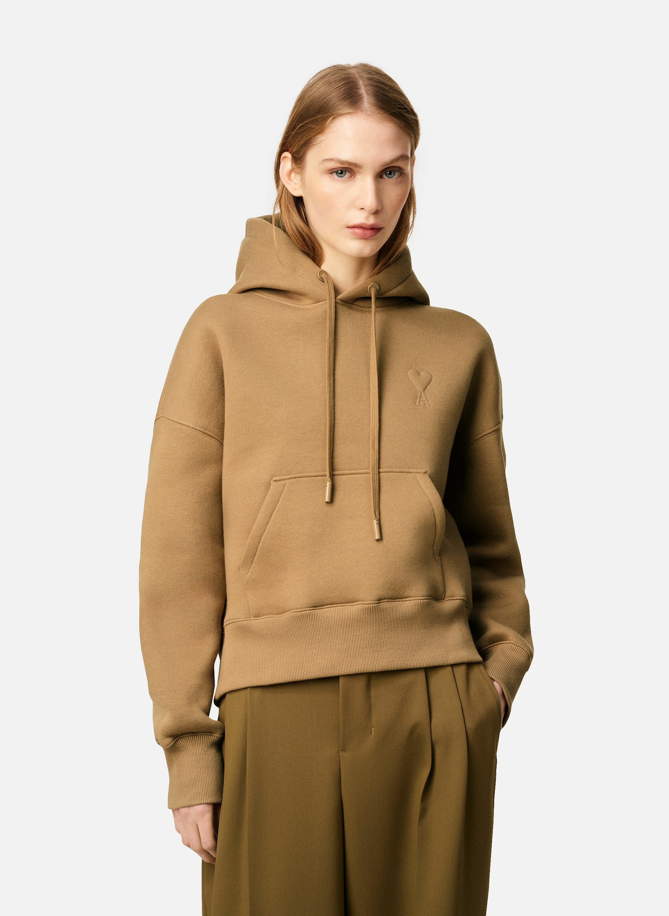 Hoodie ami de coeur embossé unisexe en coton AMI PARIS Marron