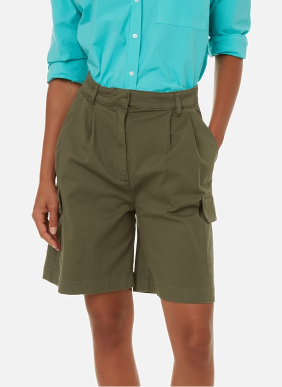 Randy cotton cargo Bermuda shorts Green by SAISON 1865 SAISON 1865 Randy cotton cargo Bermuda shorts Green
