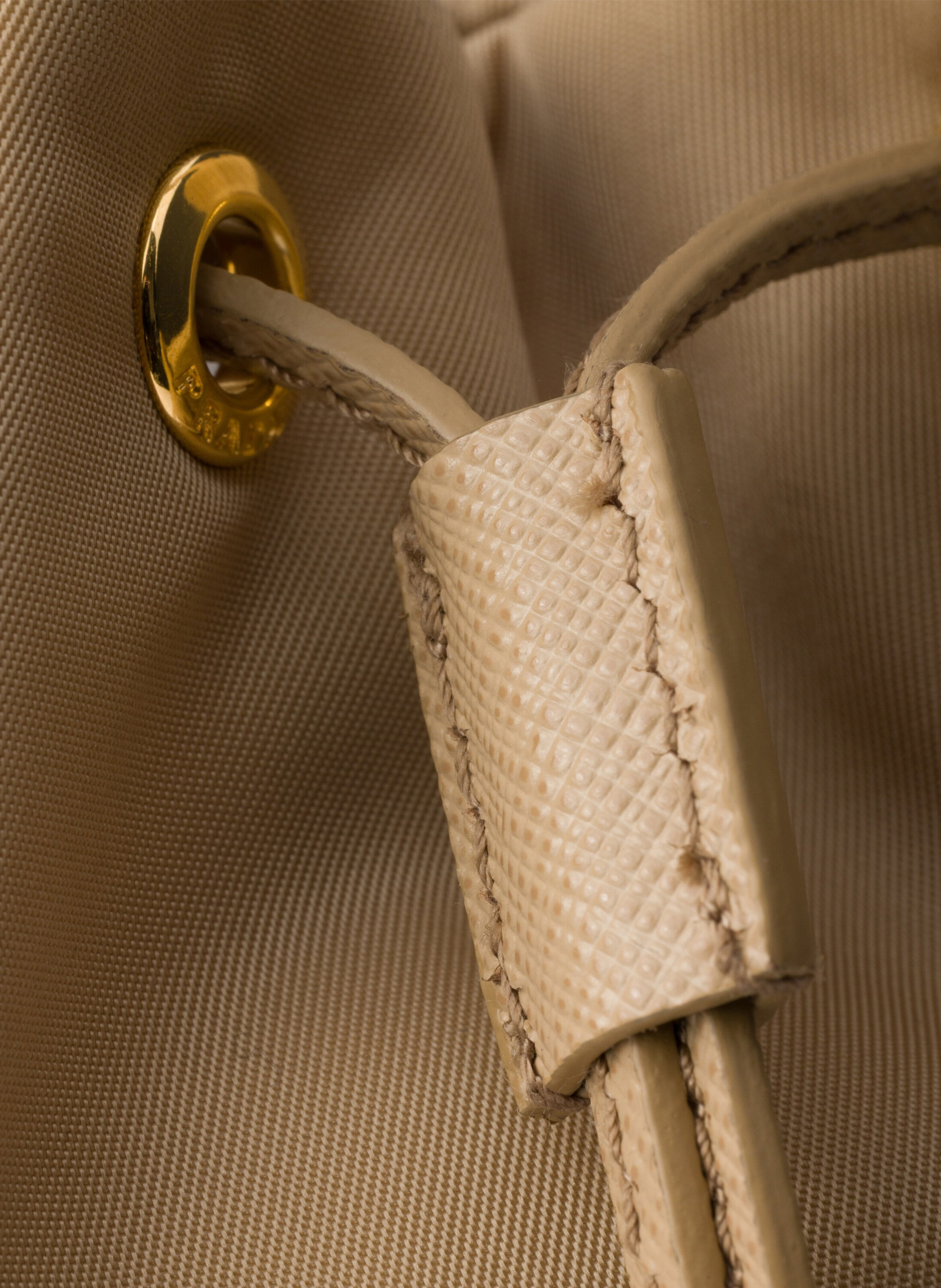 Sac seau prada duet en re-nylon PRADA Marron