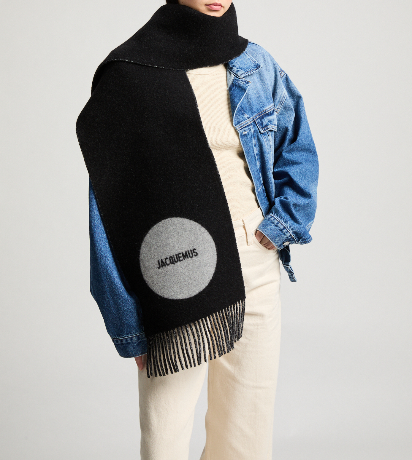 Square Round Scarf JACQUEMUS Black