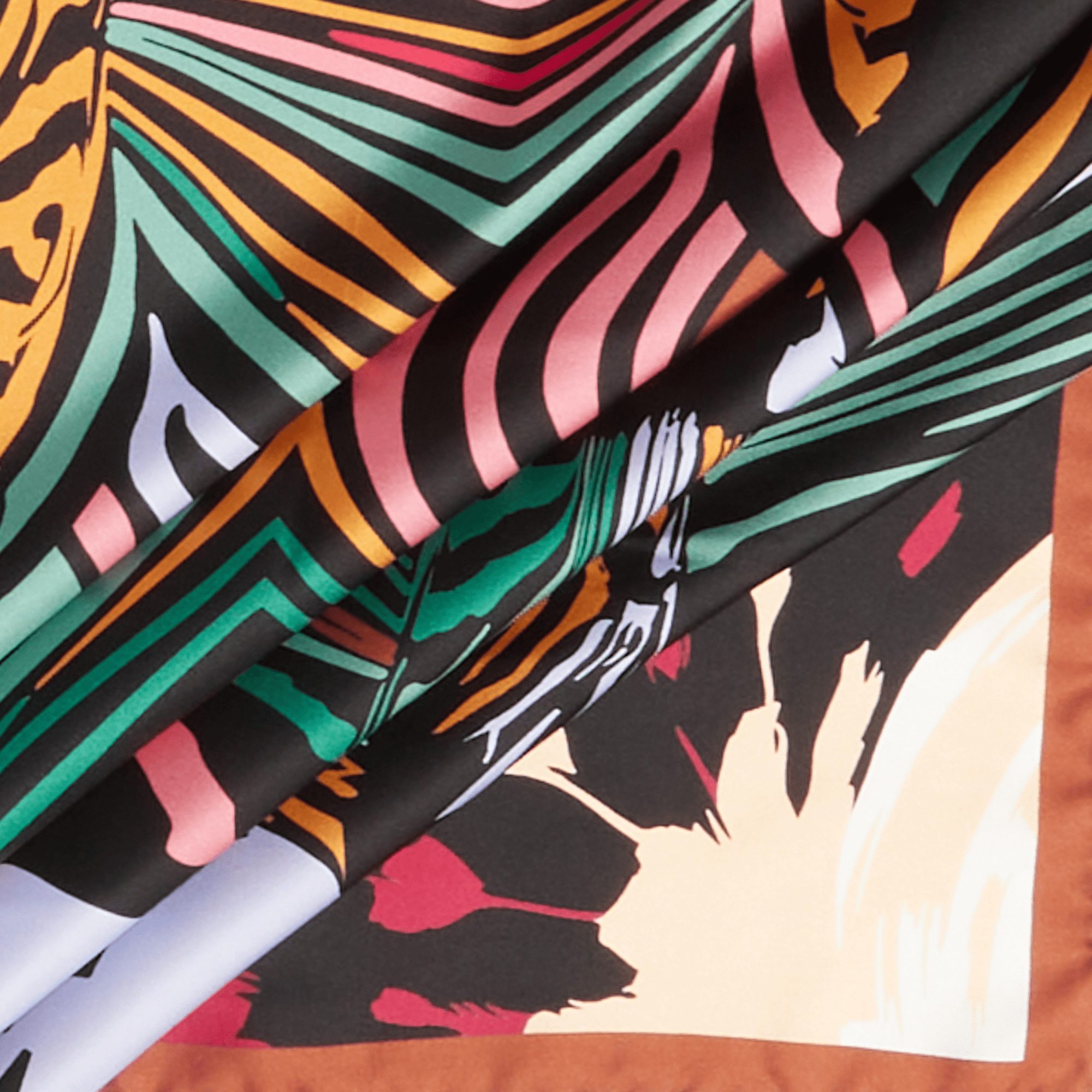 Carré de soie 90 cm motif zebra mania en soie LANCEL Noir