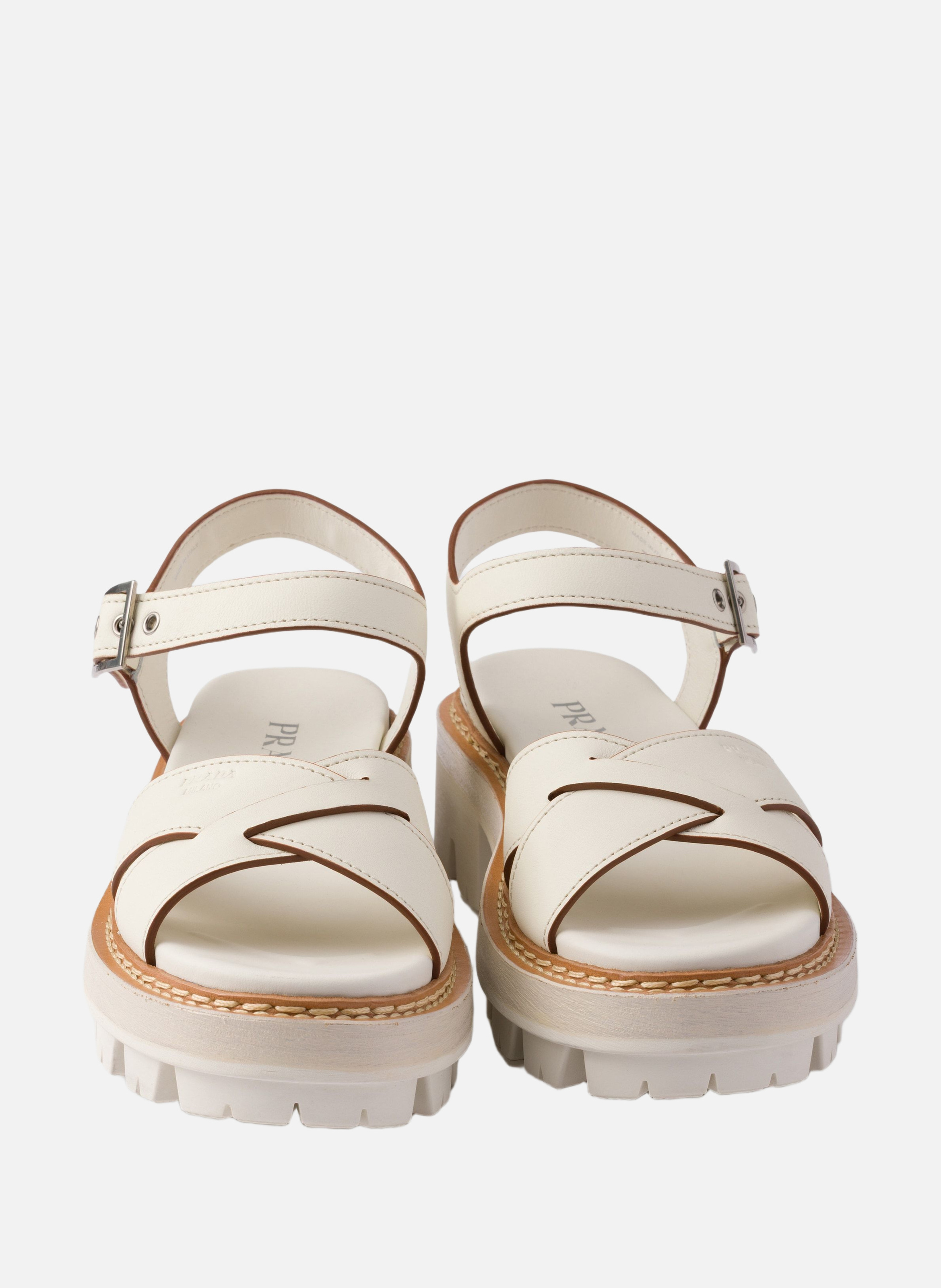 Sandales en cuir PRADA Beige