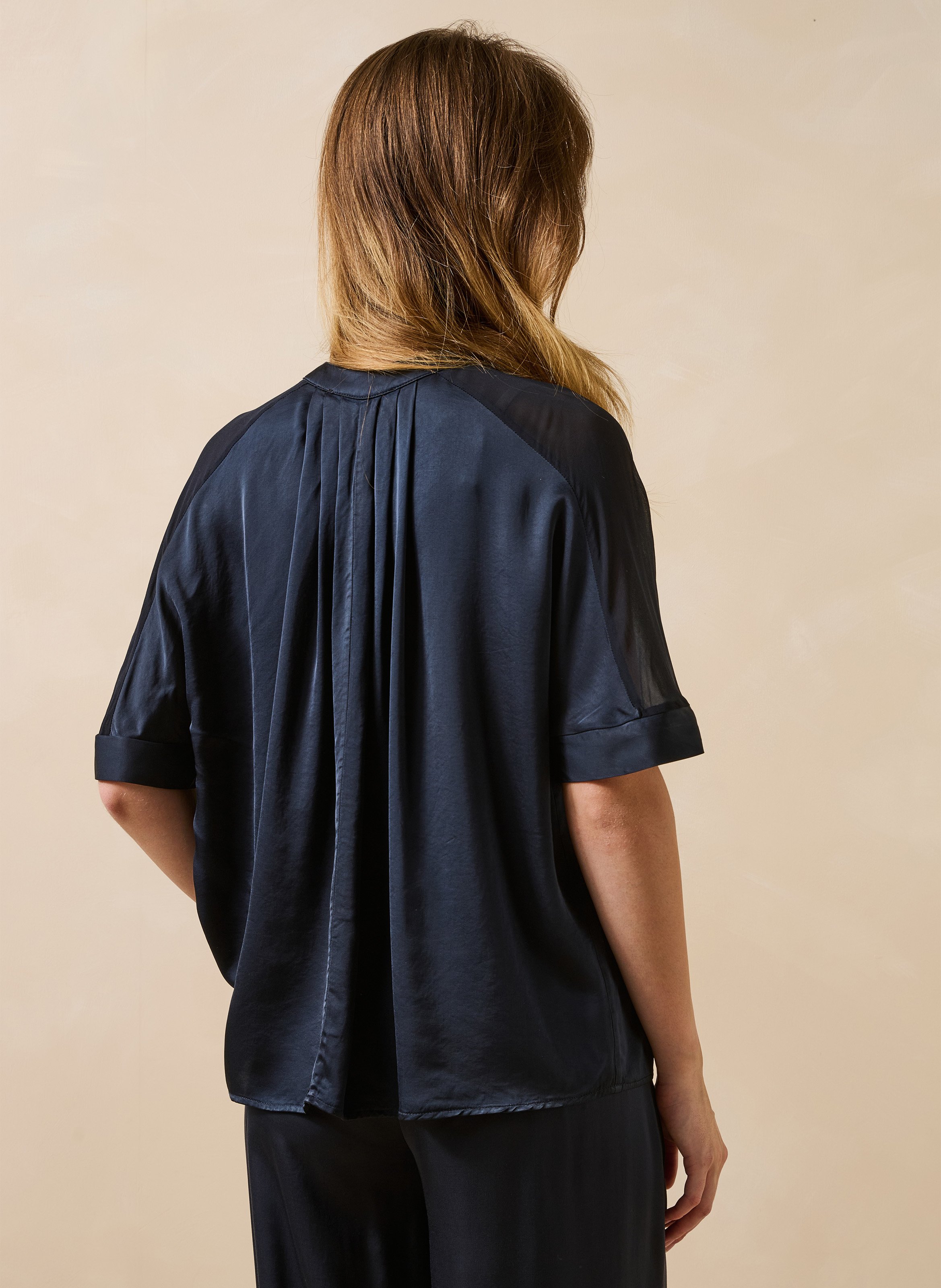 Ruimvallende blouse met Tunesische kraag LA FEE MARABOUTEE Blauw
