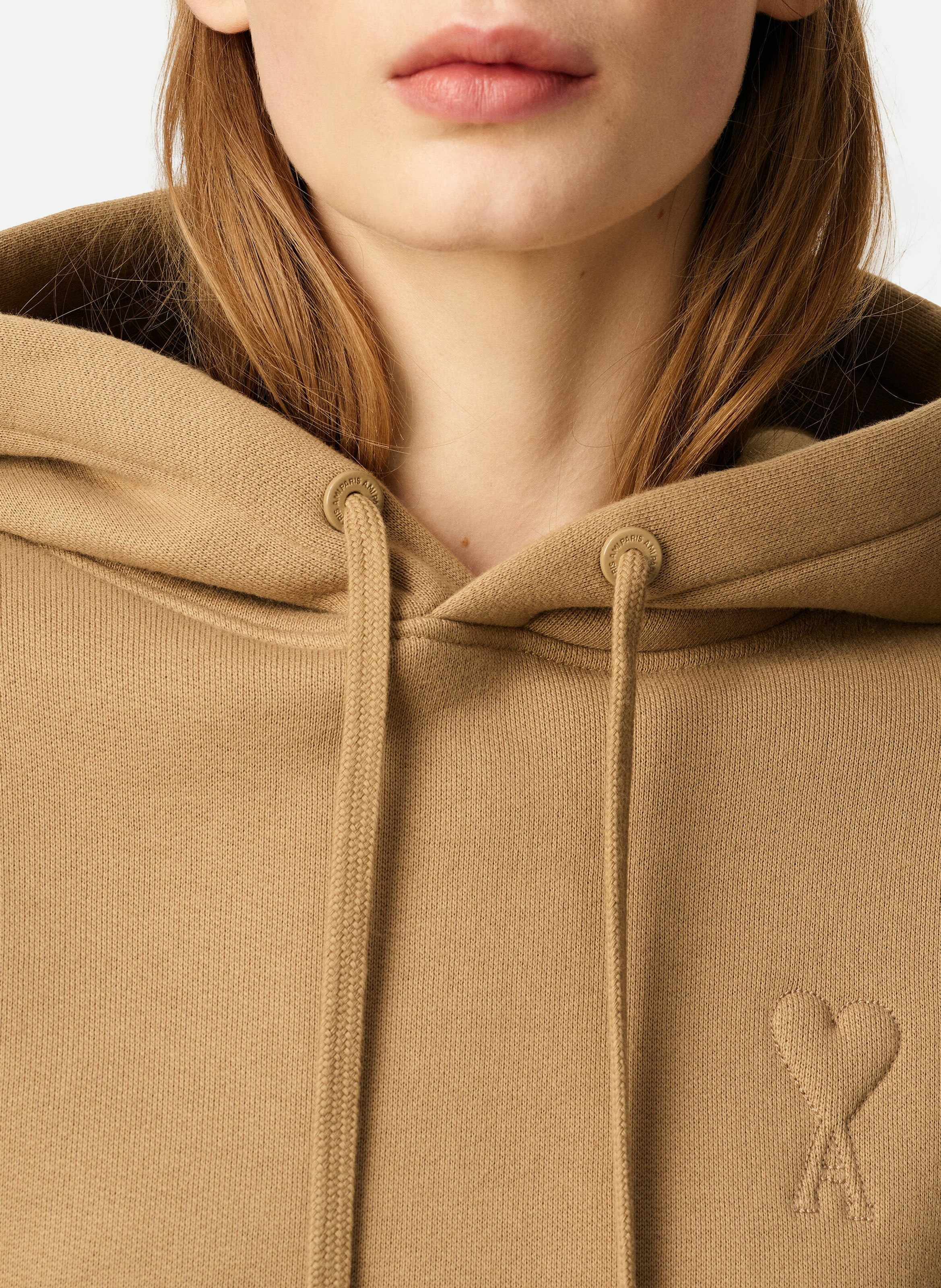 Hoodie ami de coeur embossé unisexe en coton AMI PARIS Marron