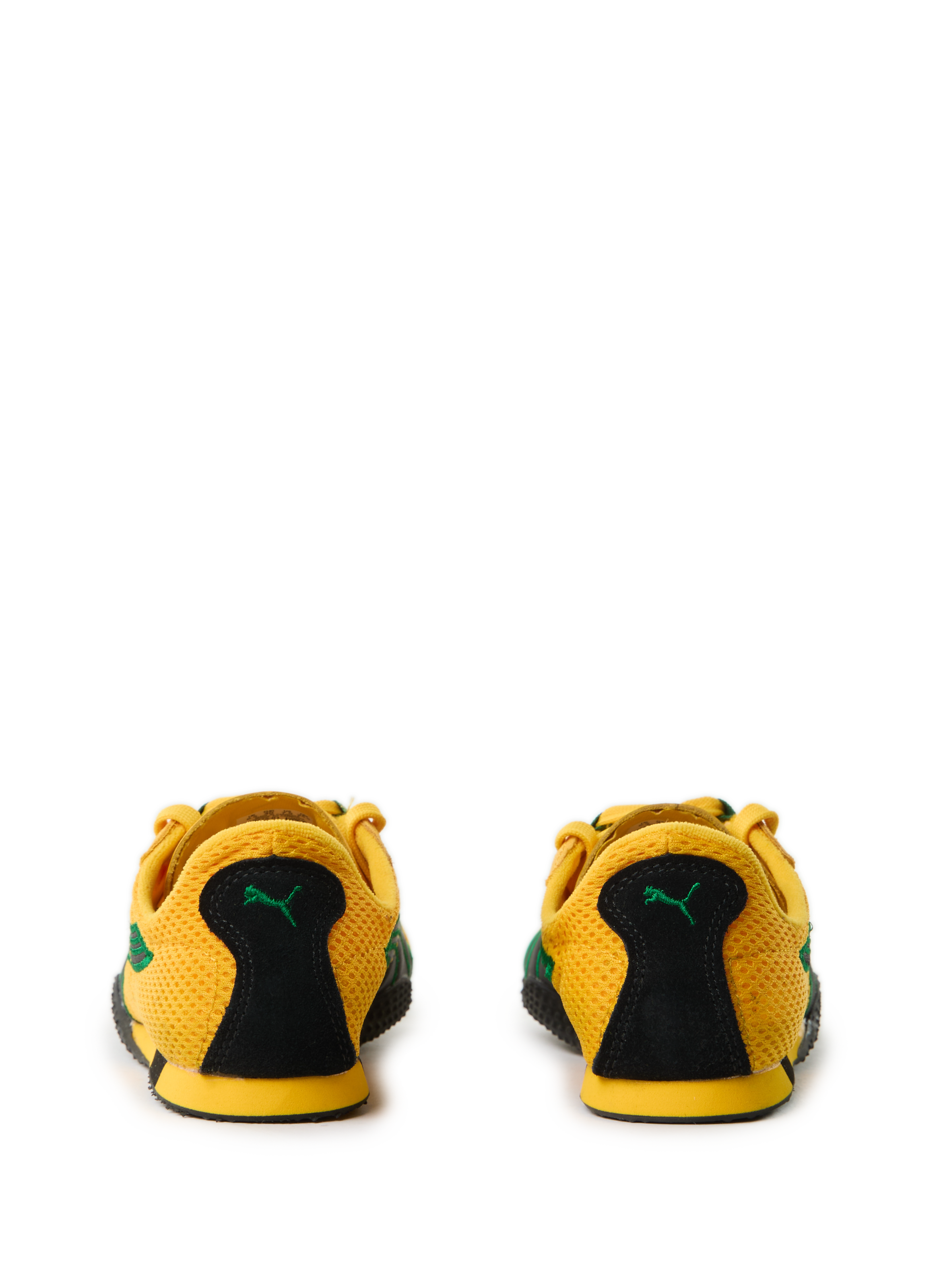 Round-toe sneakers PUMA Yellow