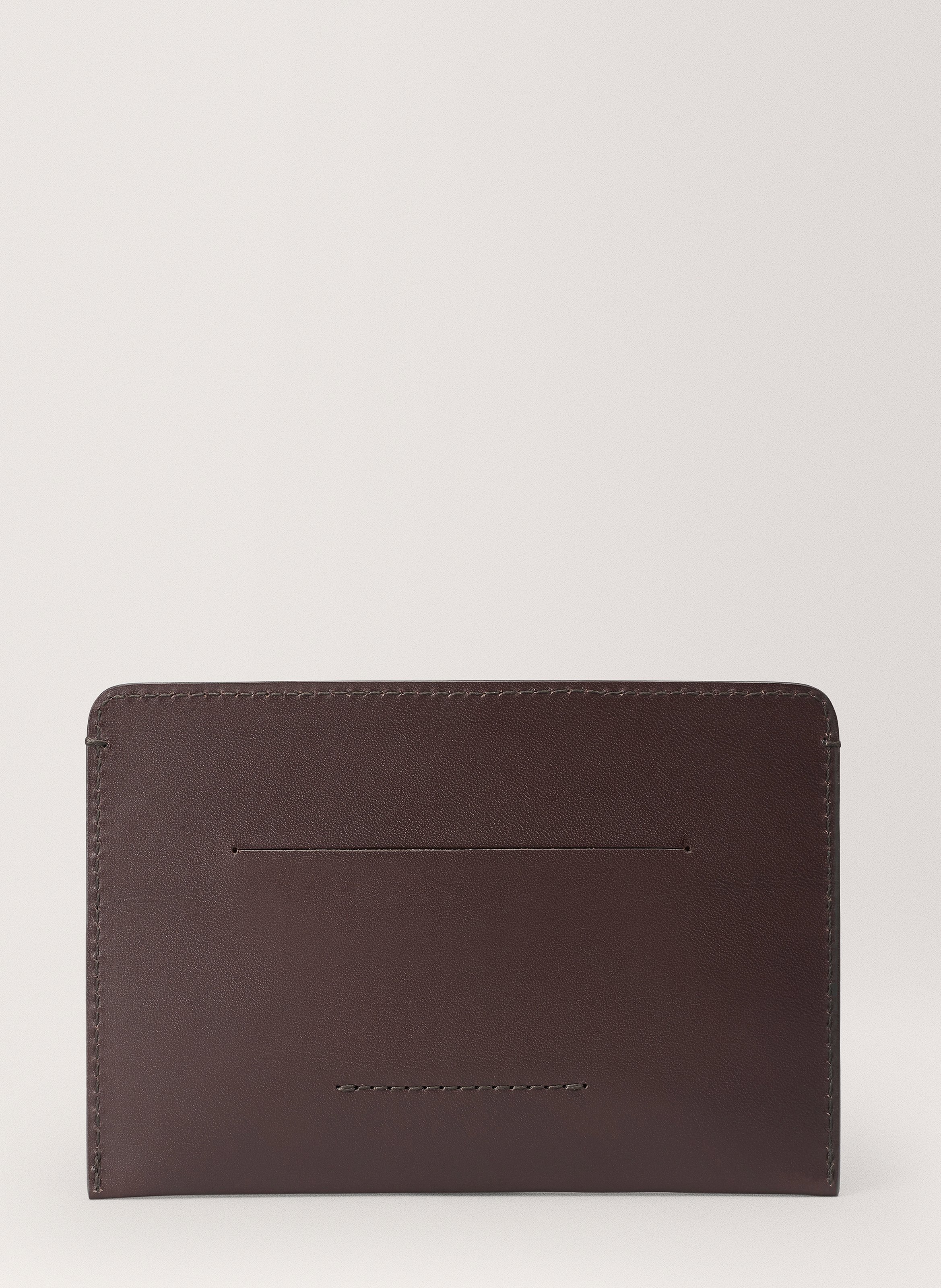 Étui passeport 'easton' en cuir vachetta CARL FRIEDRIK Marron