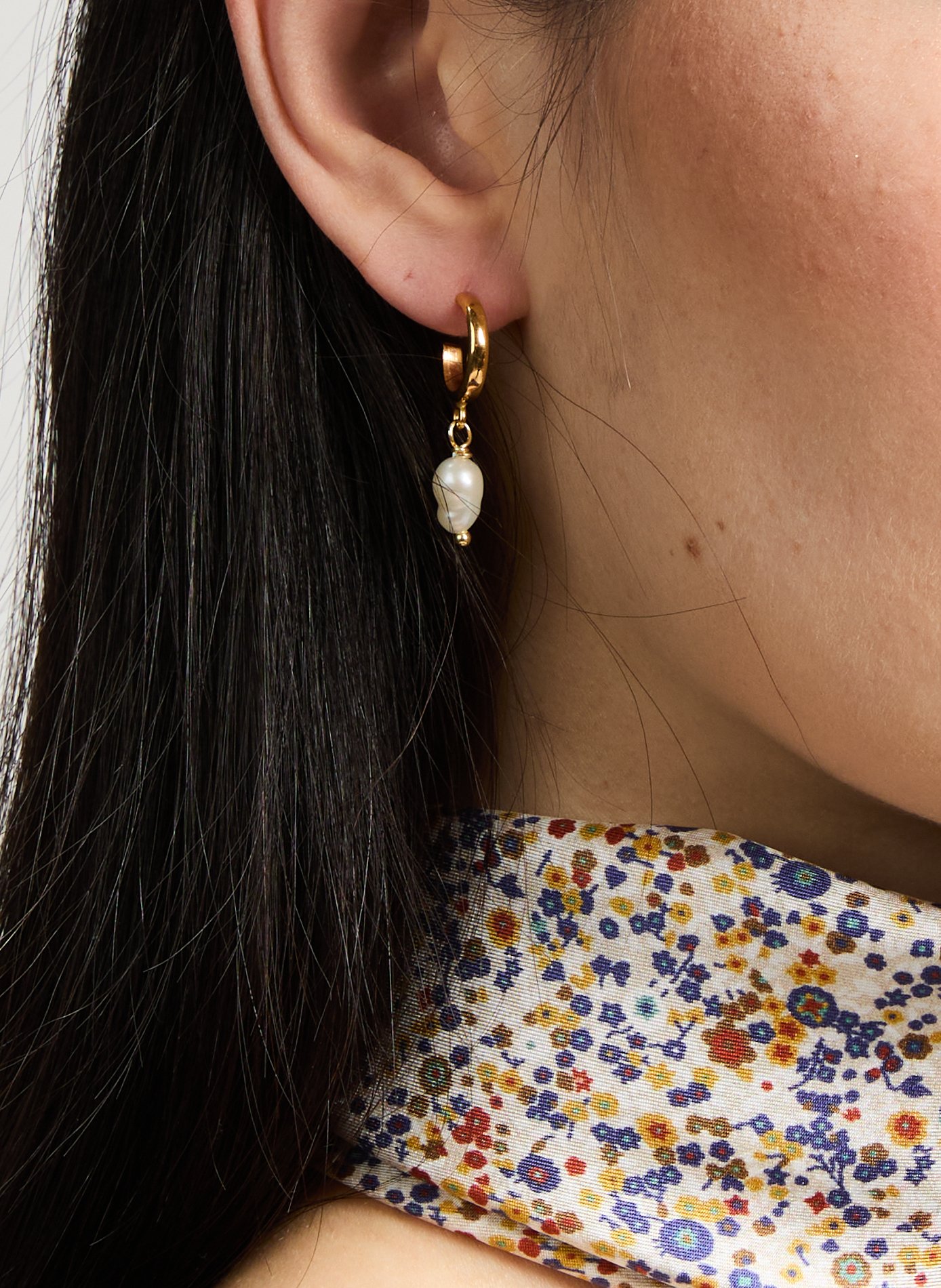 Boucles d'oreille Pearl Drop Mini HERMINA ATHENS Doré