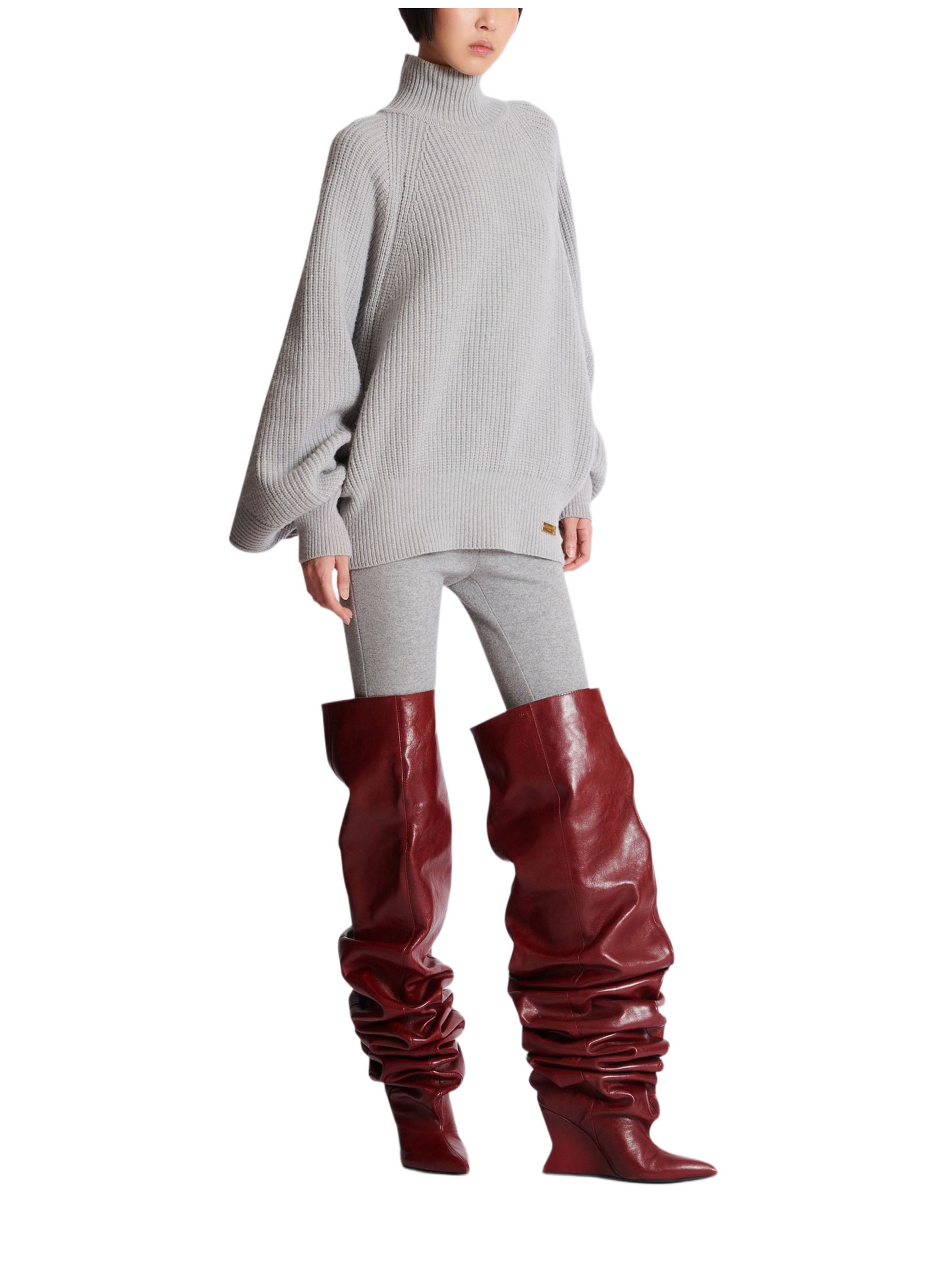 Pull en maille côtélée à col montant Gris