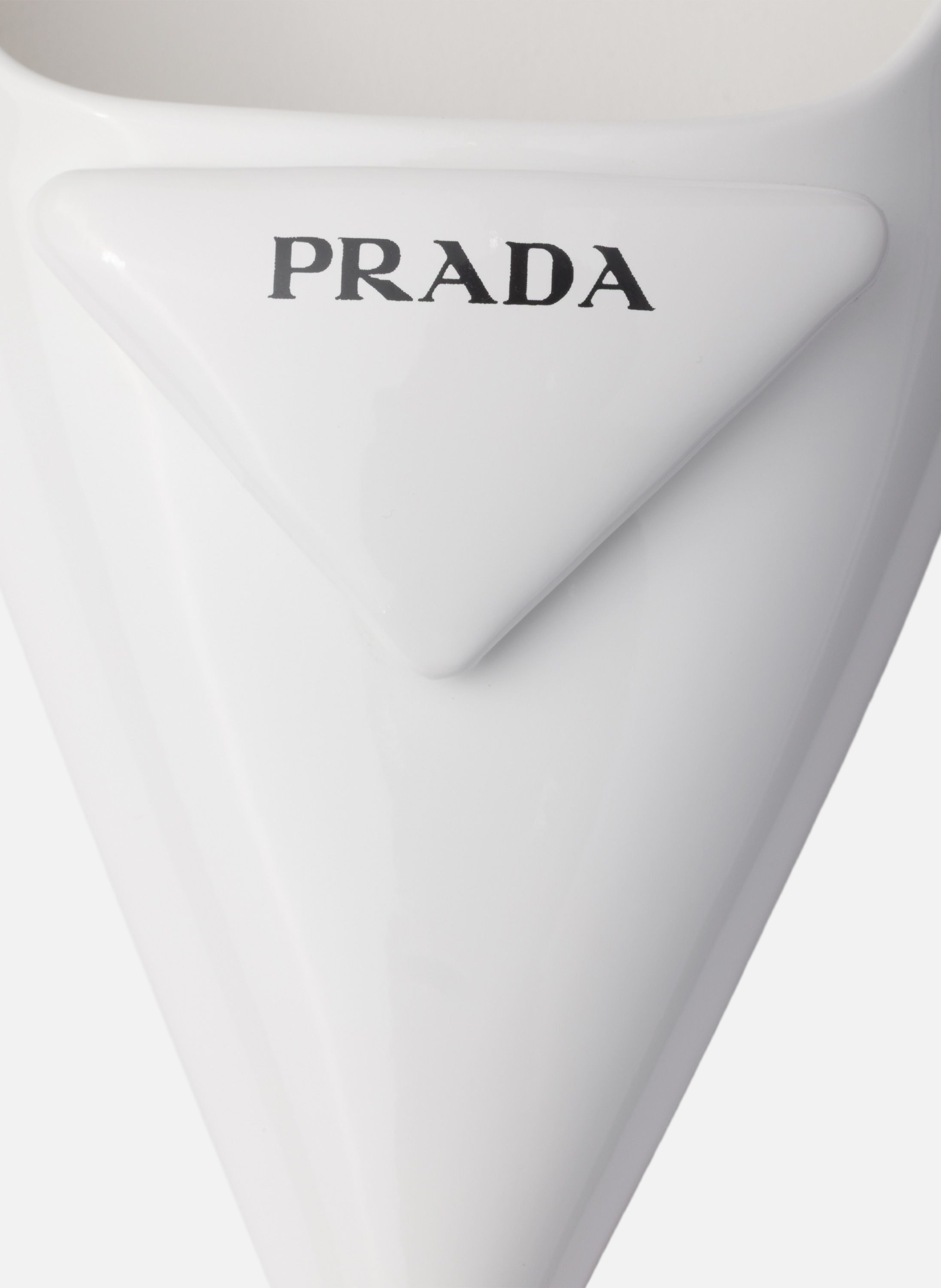 Escarpins à bride arrière en cuir verni PRADA Blanc