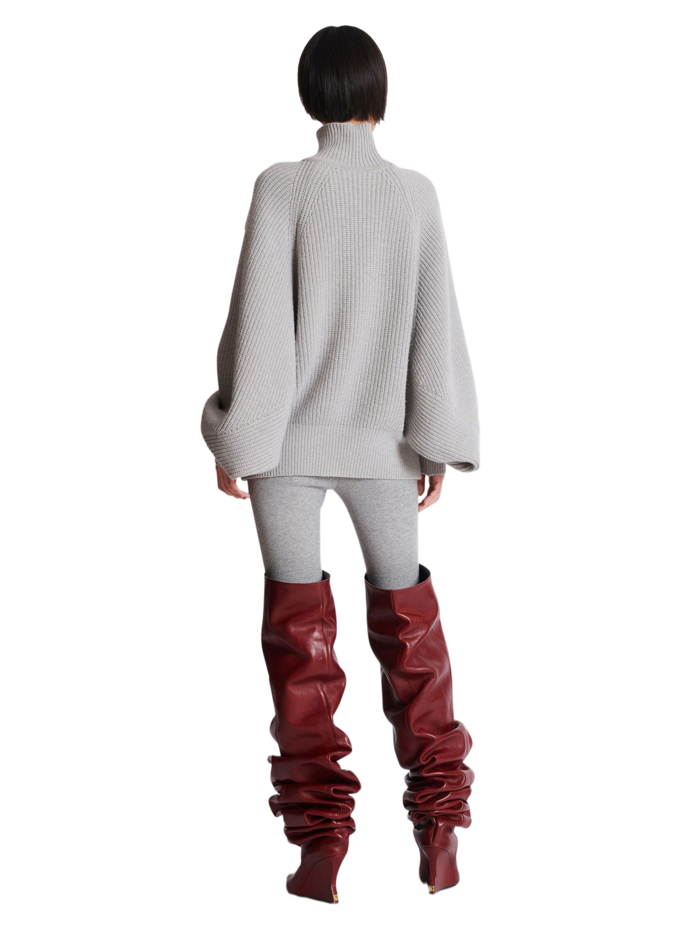 Pull en maille côtélée à col montant Gris